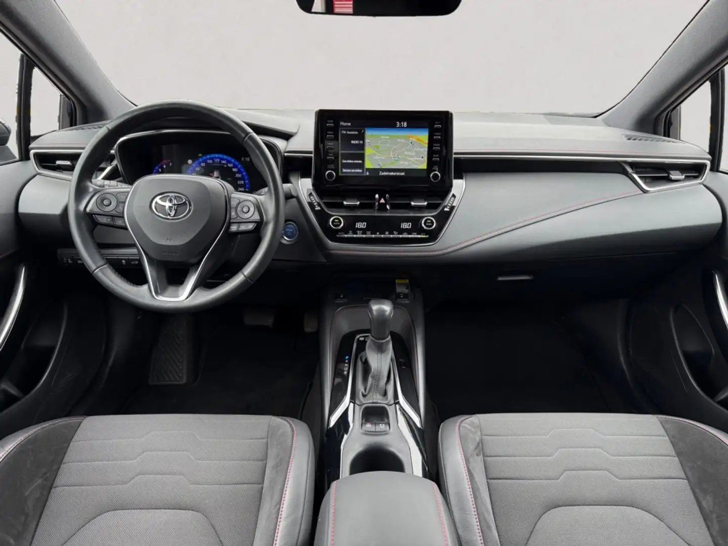 Toyota Corolla Touring Sports 1.8 Hybrid Executive Blauw - 2