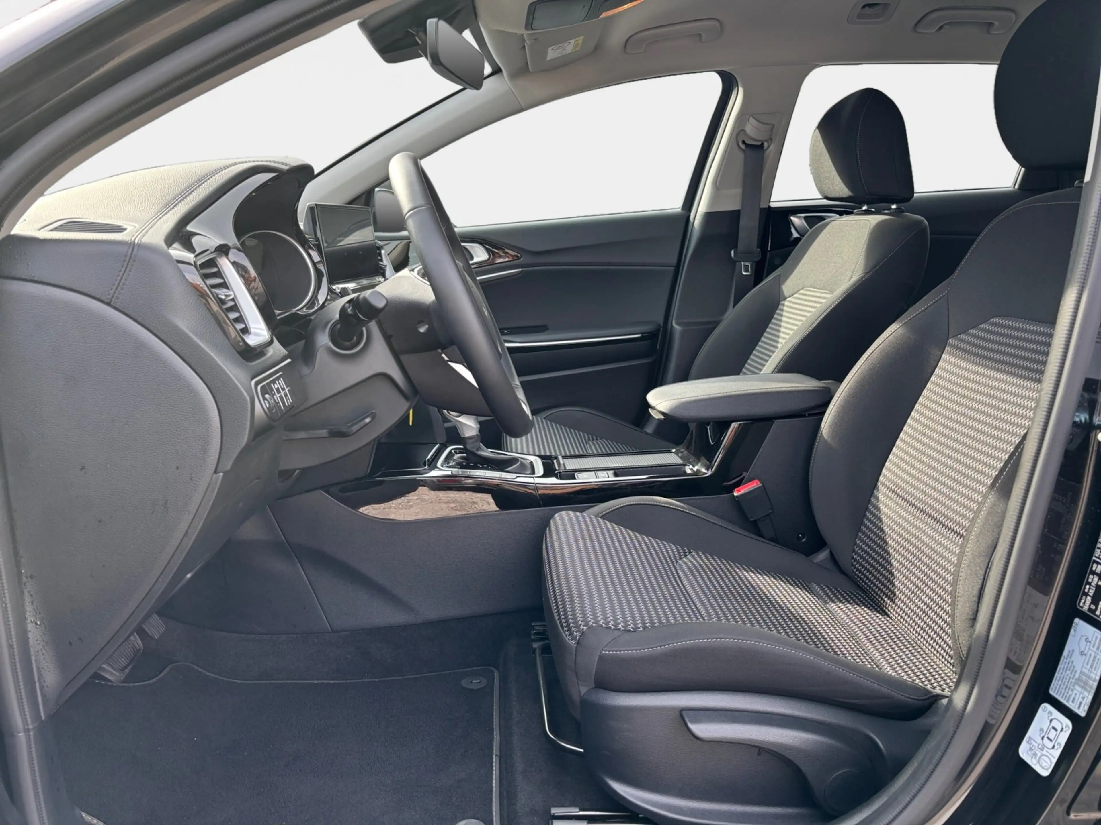 Kia Ceed SW / cee'd SW Ceed SW 1.5 Spirit DCT+LED+Navi+Kamera+JBL — photo 8