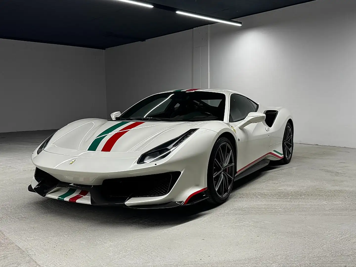 Ferrari 488 GTB PISTA ATELLIER Weiß - 2