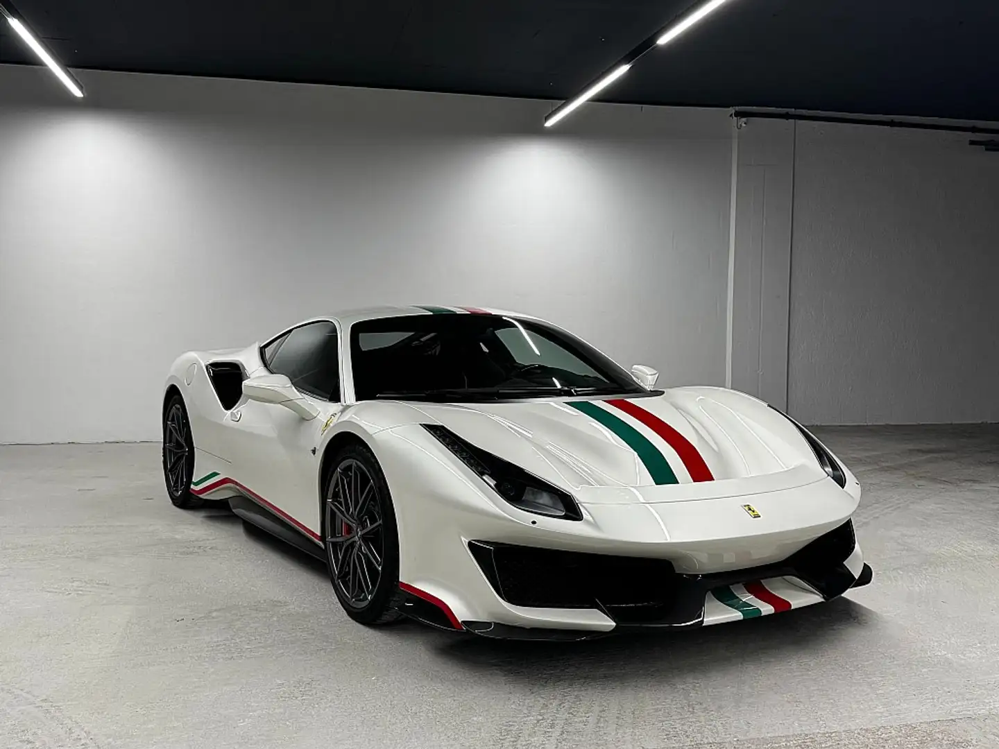 Ferrari 488 GTB PISTA ATELLIER Weiß - 1