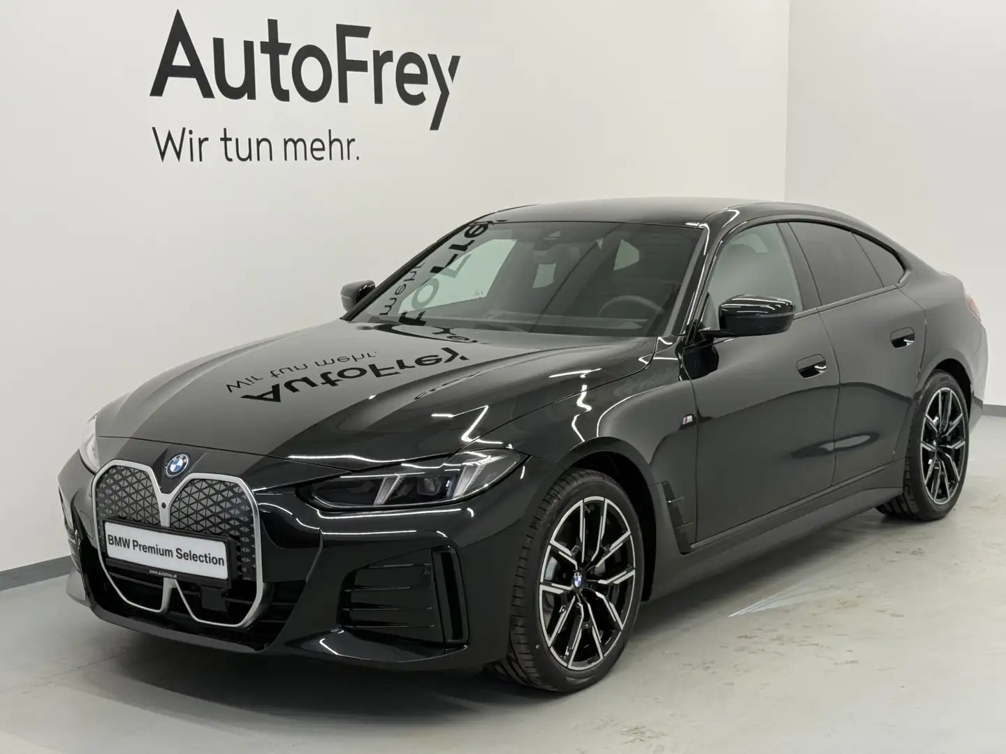 BMW i4 Gran Coupe xDrive40 Schwarz - 1