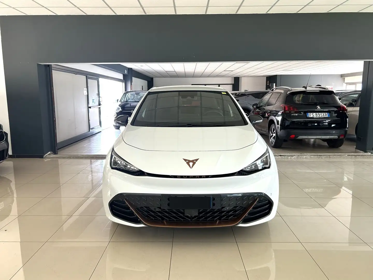 CUPRA Born e-Boost 58kWh 231CV Bianco - 2