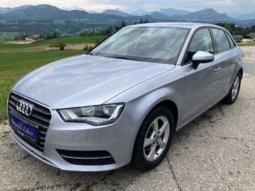 1.2 TFSI, Sportback Attraction, Navi, 8-f. bereift