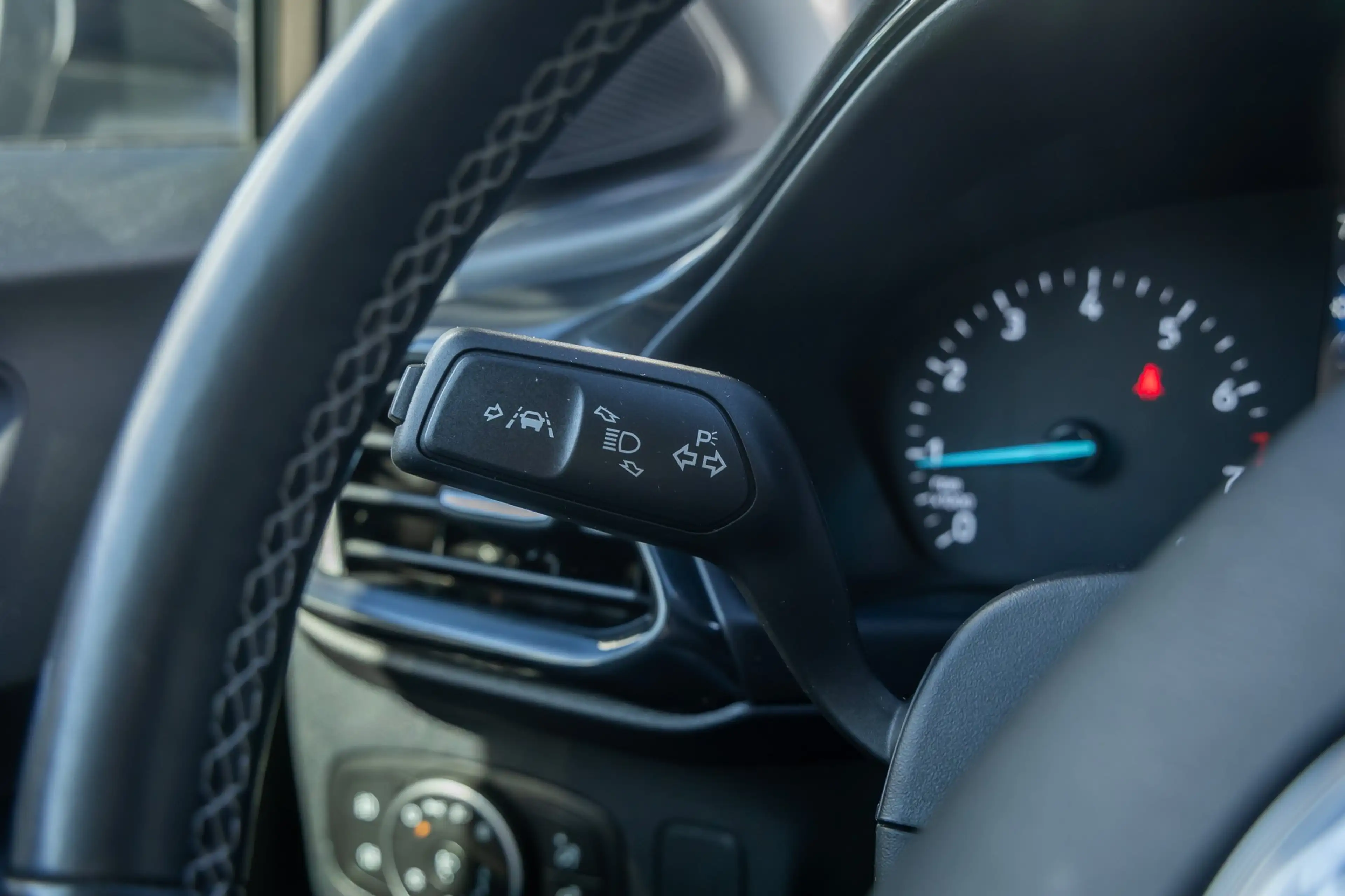 Ford Puma 1.0 EcoBoost Hybrid Titanium | Stoel/Stuur/Voorrui — photo 21
