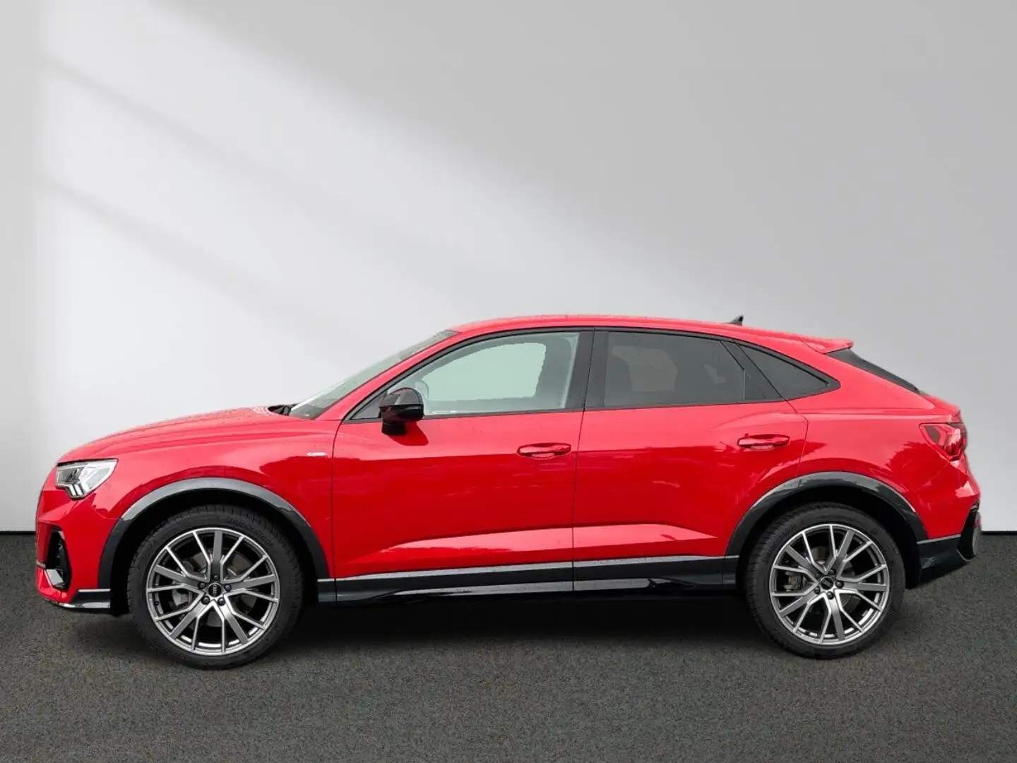 Audi Q3 Sportback 40 TFSI quattro S tronic MMI LED Rouge - 2