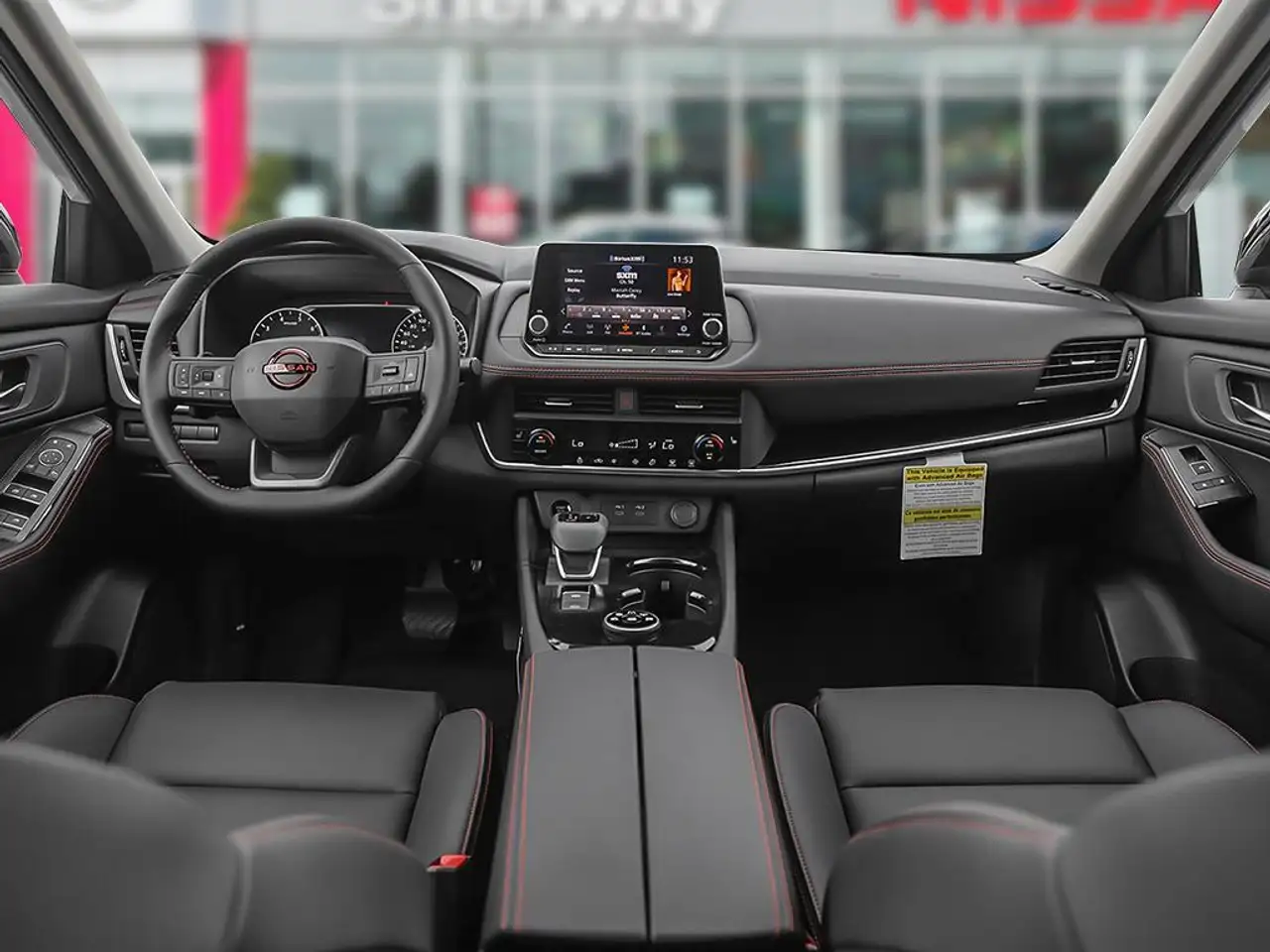 Nissan Rogue снимка Nissan Rogue