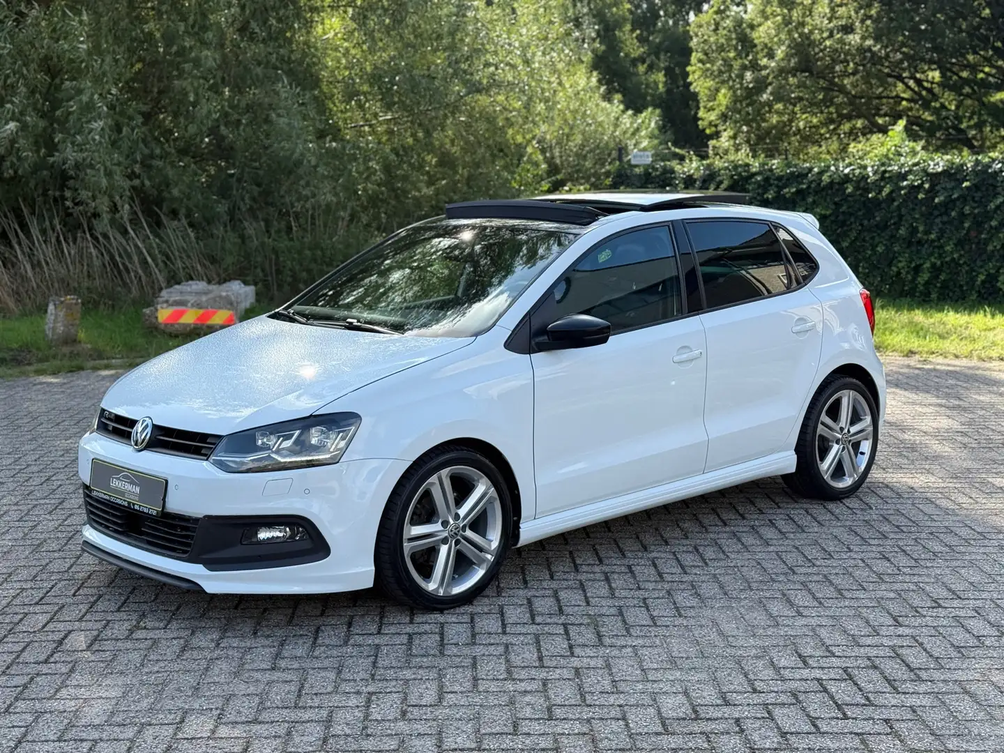 Volkswagen Polo 1.2 TSI Highline R - LINE I PANO I CAMERA I PDC I Weiß - 1