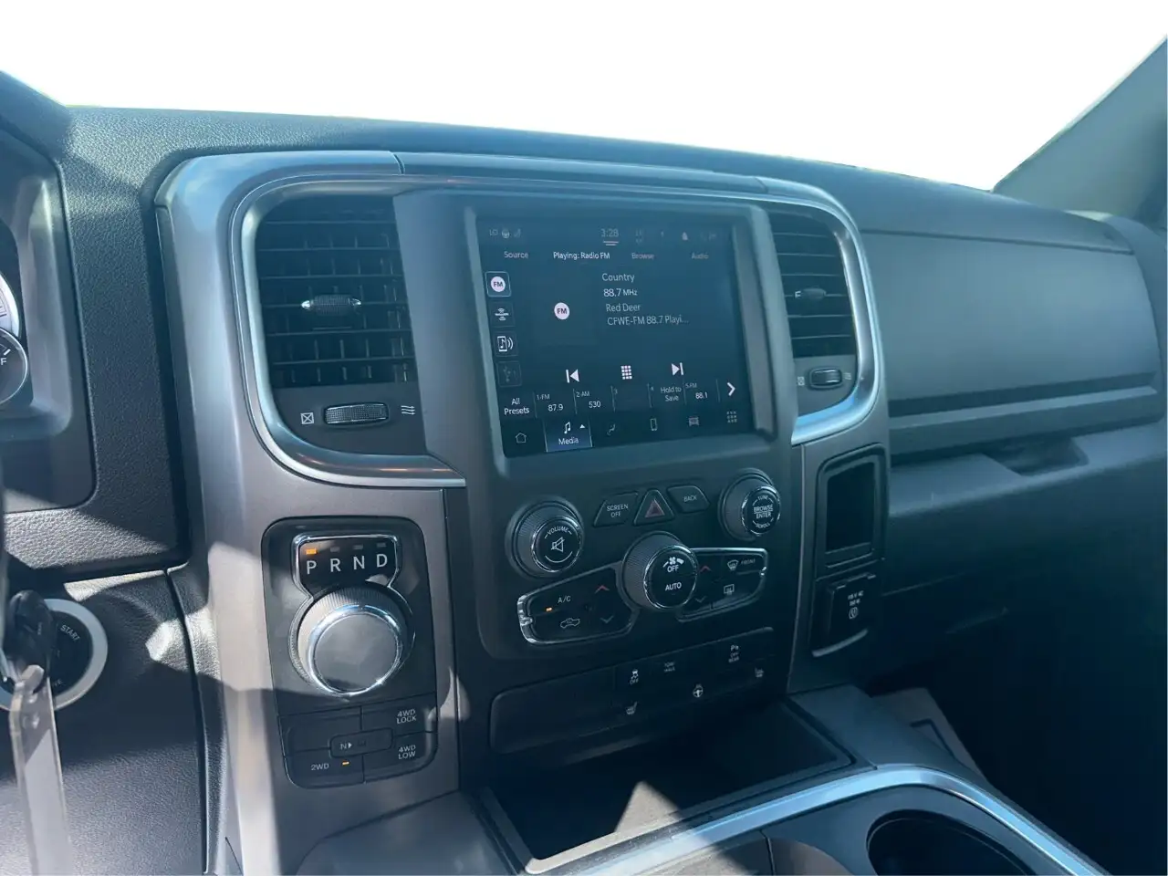 RAM 1500 photo RAM 1500