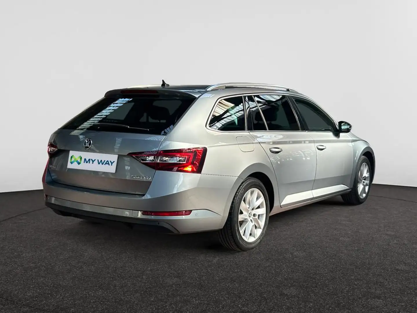 Skoda Superb Style 1.4TSI 92kW(125cv) 6v Grijs - 2