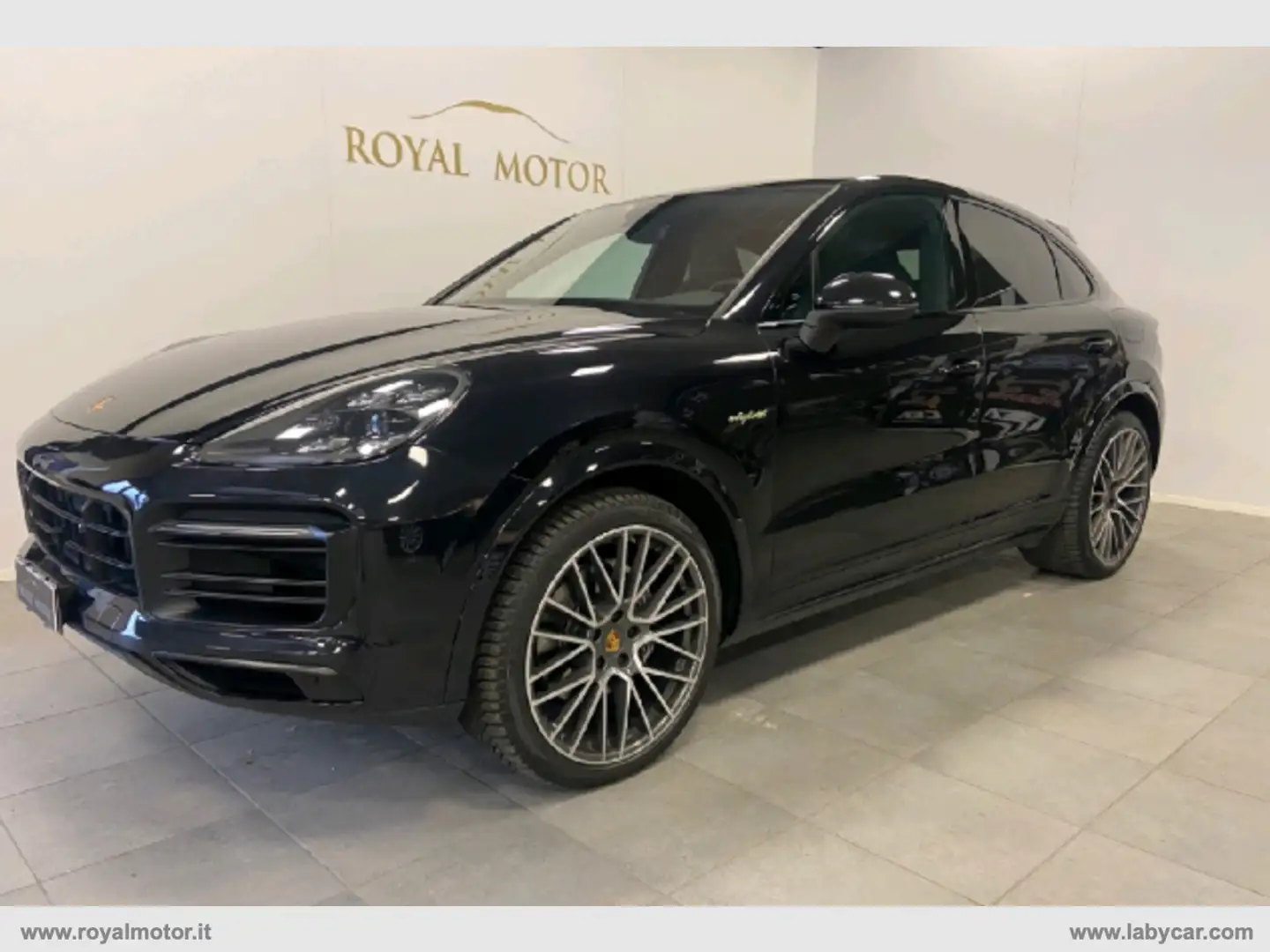 Porsche Cayenne Coupè 3.0 V6 E-Hybrid Nero - 1