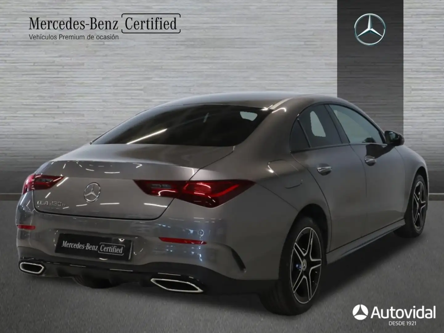 Mercedes-Benz CLA 250 E PHEV DCT 218 4P Gris - 2