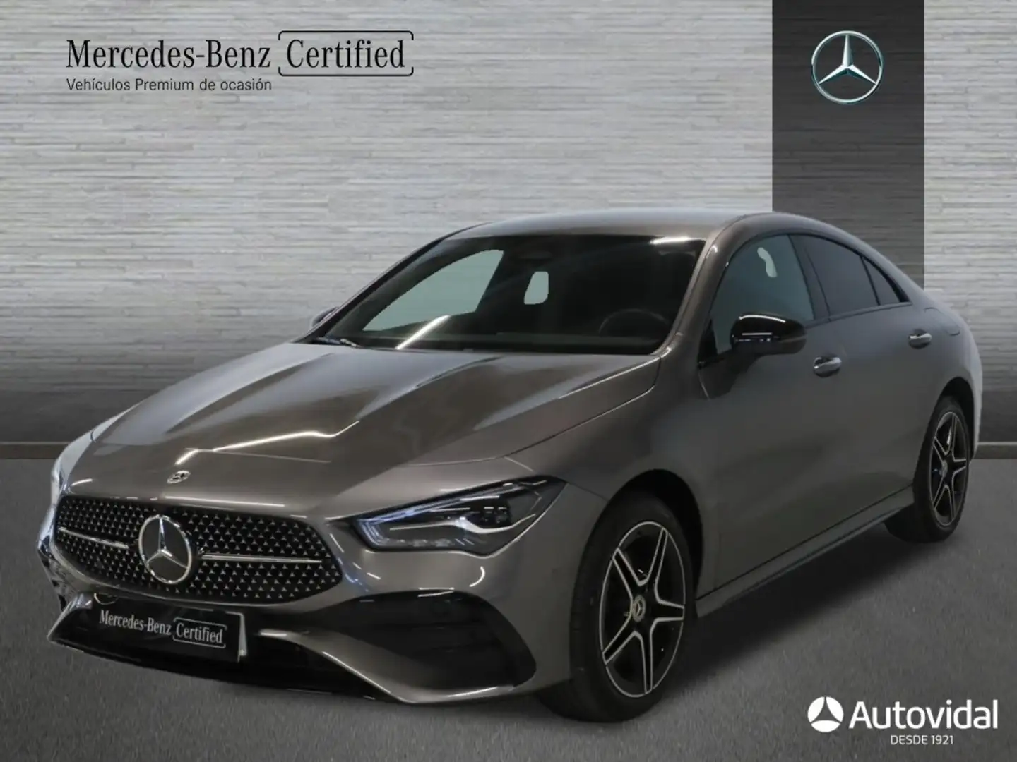 Mercedes-Benz CLA 250 E PHEV DCT 218 4P Gris - 1