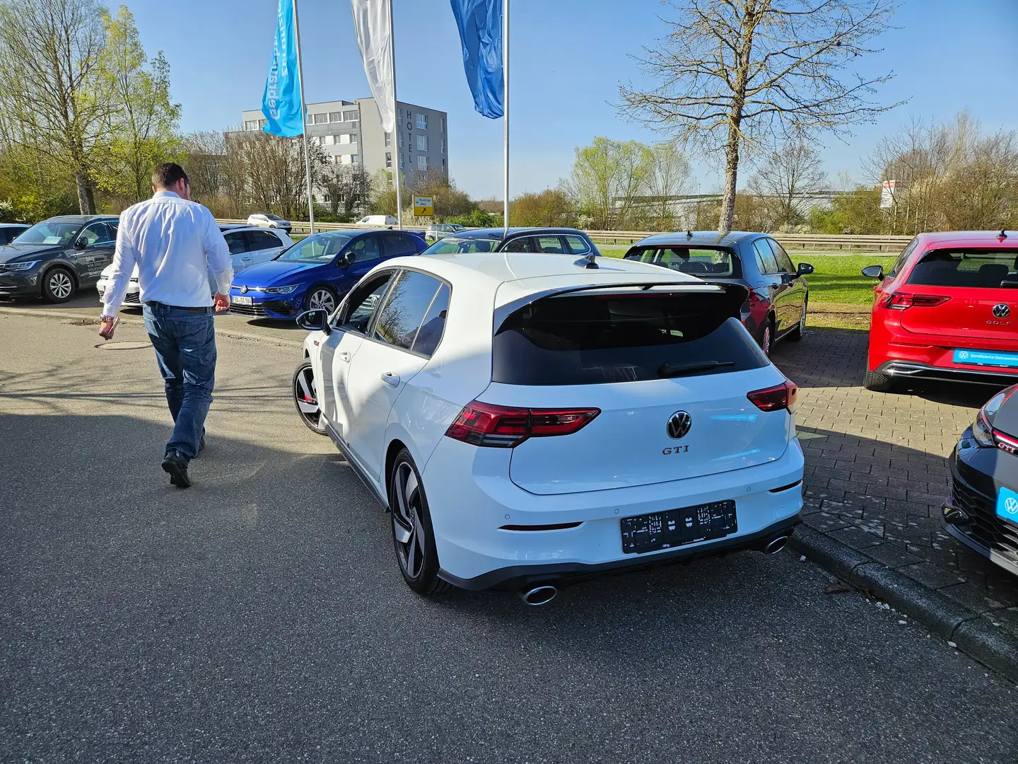 Volkswagen Golf GTI Golf VIII 2.0 TSI OPF DSG Clubsport Weiß - 1