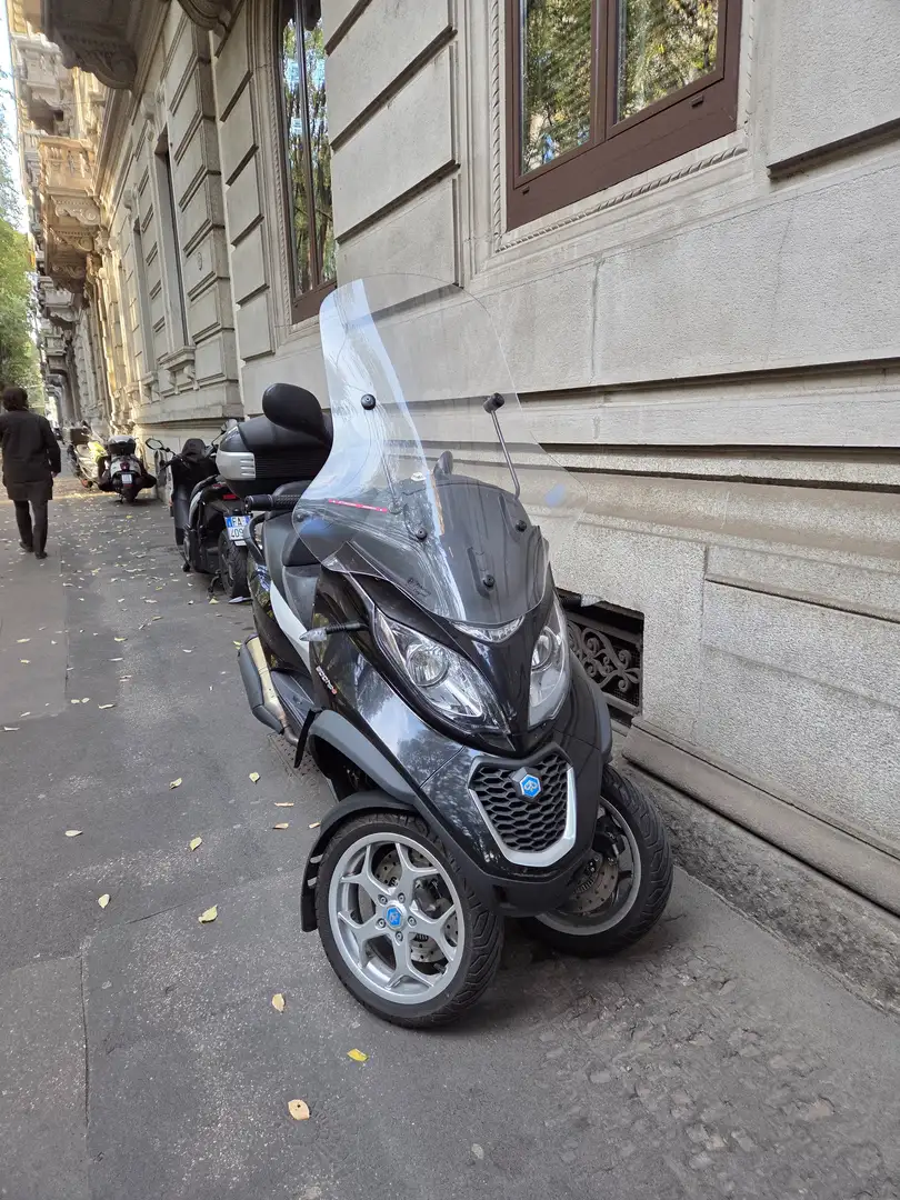 Piaggio M500 Mp3 500 Schwarz - 1