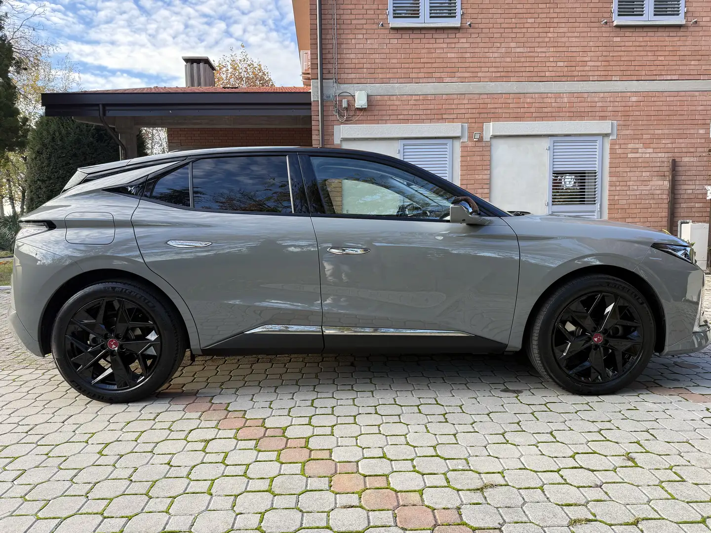 DS Automobiles DS 4 DS4 1.6 puretech Performance Line+ 180cv auto Grigio - 2