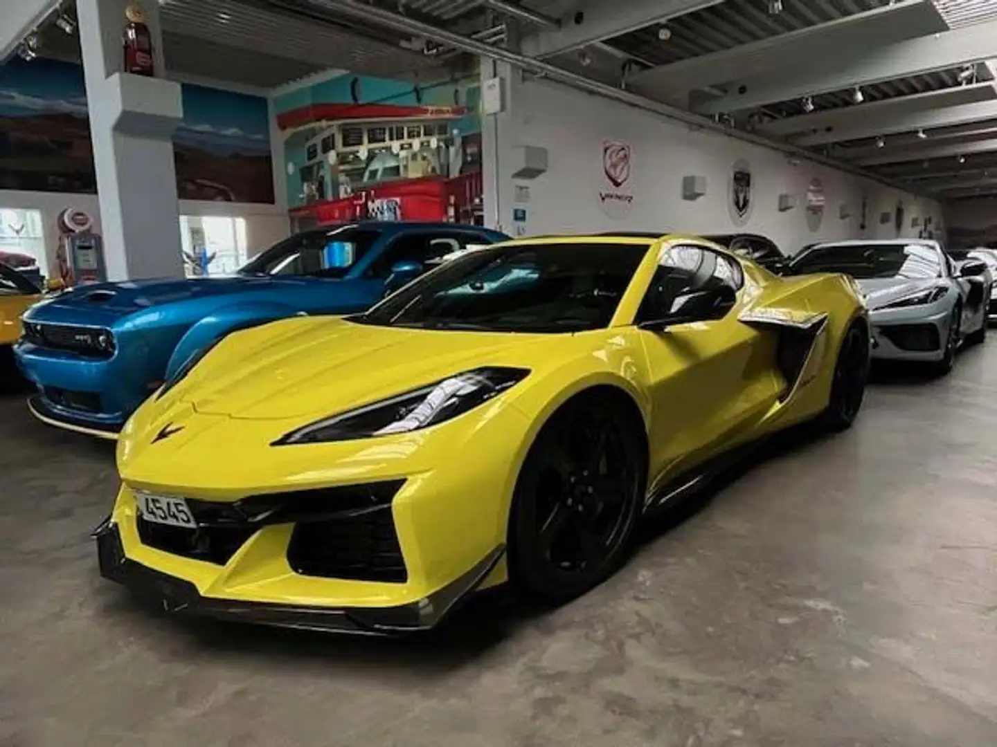 Corvette Z06 C8 Corvette Z06 Coupe Z07 Carbon-Sportauspuff-KW Amarillo - 2