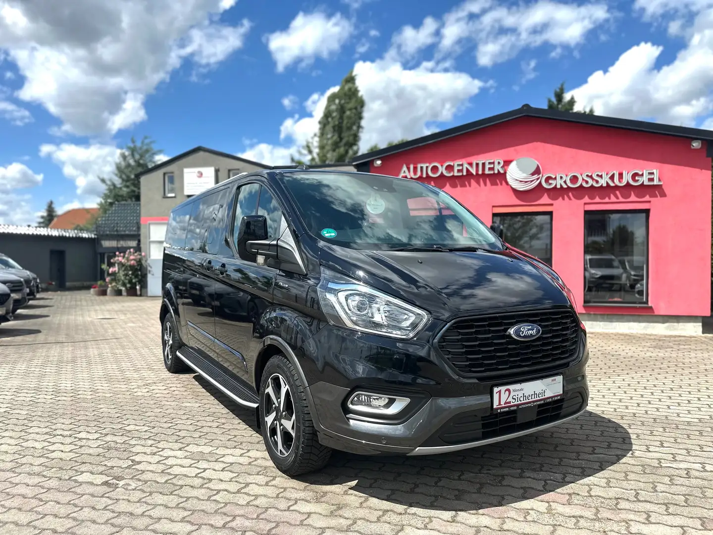 Ford Tourneo Custom Active L2H1 Schwarz - 1