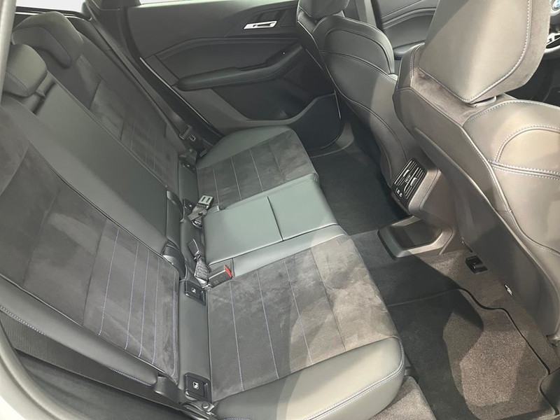 BMW 218 M Sport — photo 15