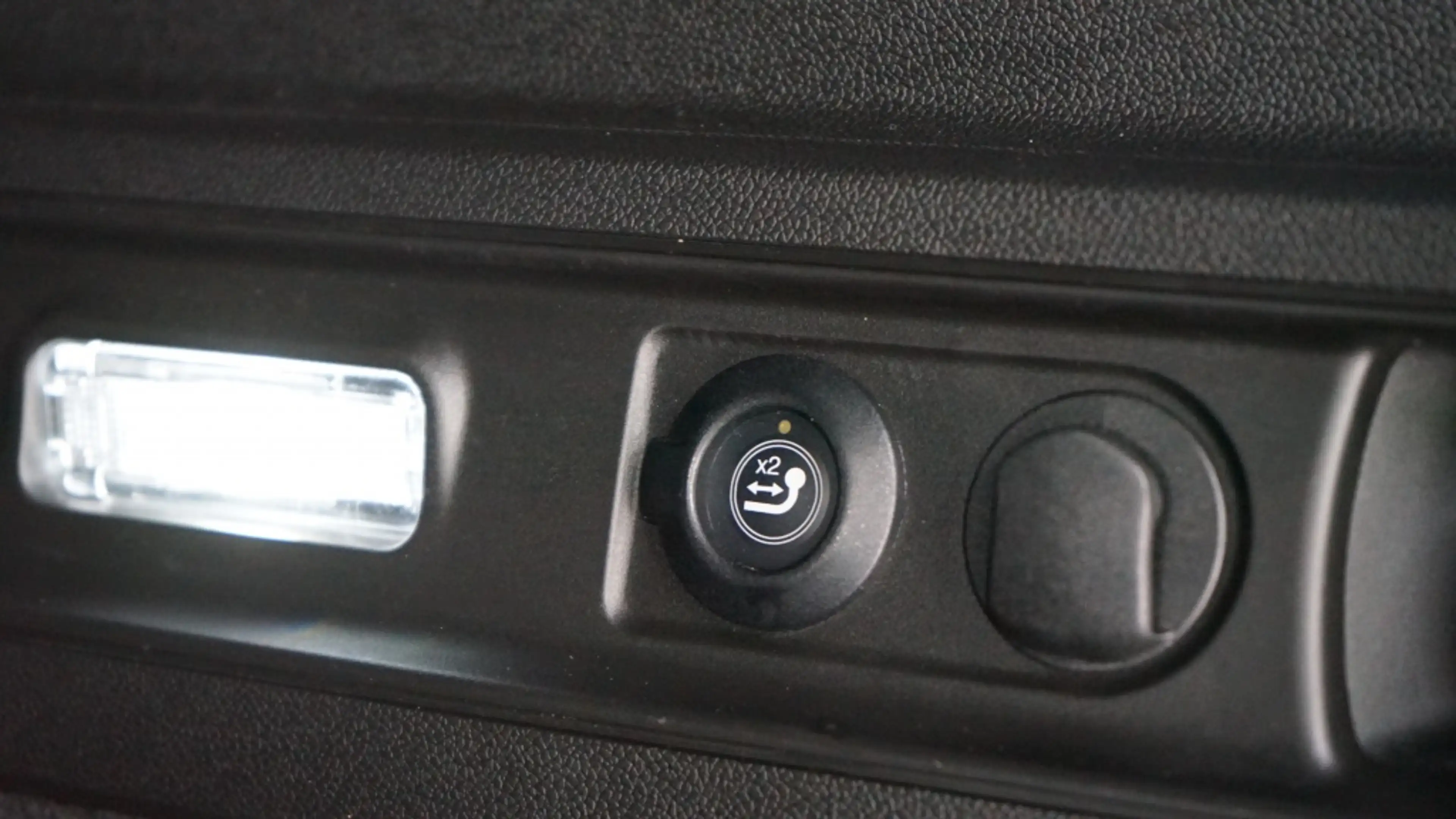 Alfa Romeo Stelvio 2.0 T AWD Veloce | elektr trekhaak | Pano | 21 inc — photo 14