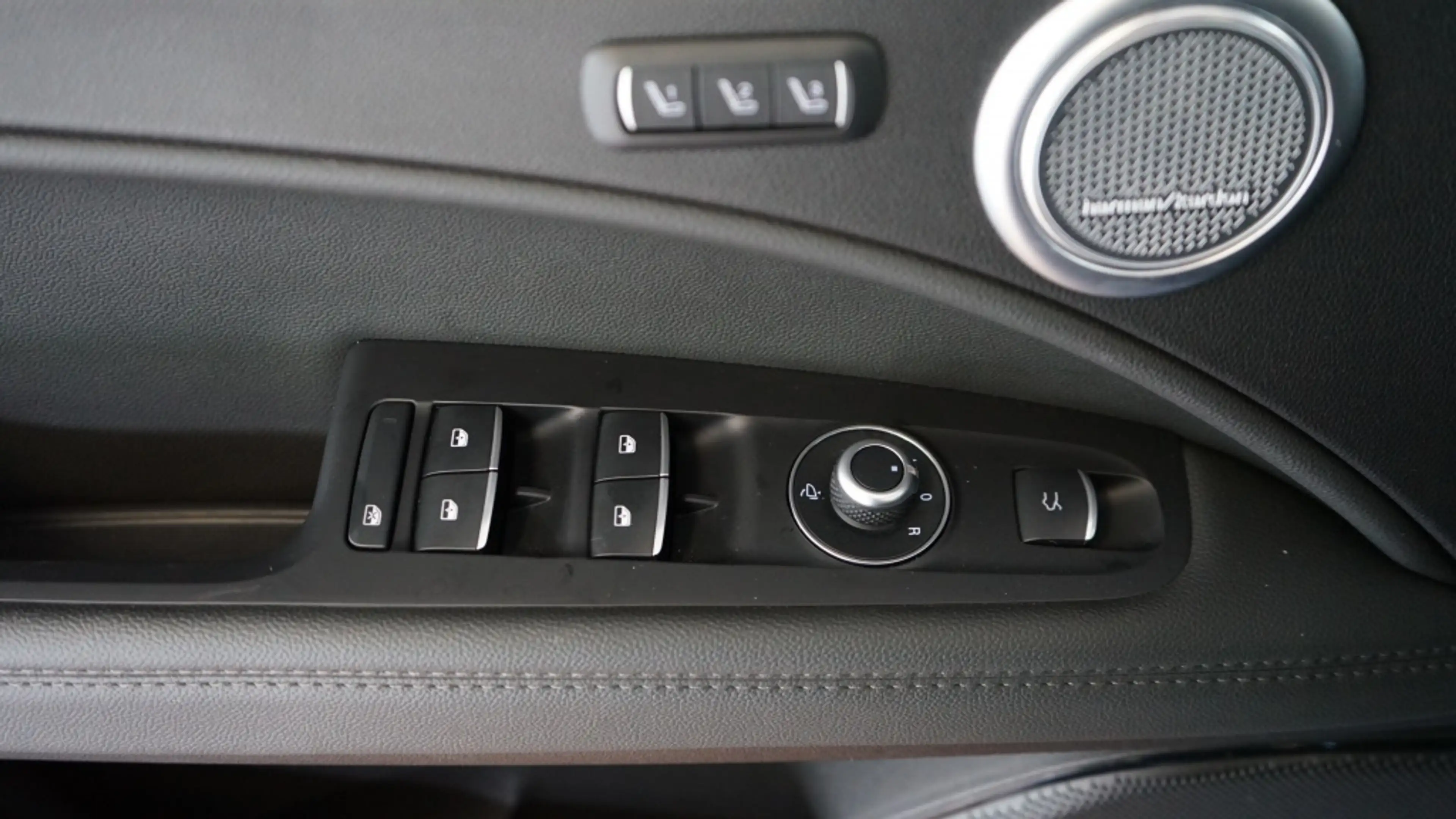 Alfa Romeo Stelvio 2.0 T AWD Veloce | elektr trekhaak | Pano | 21 inc — photo 19
