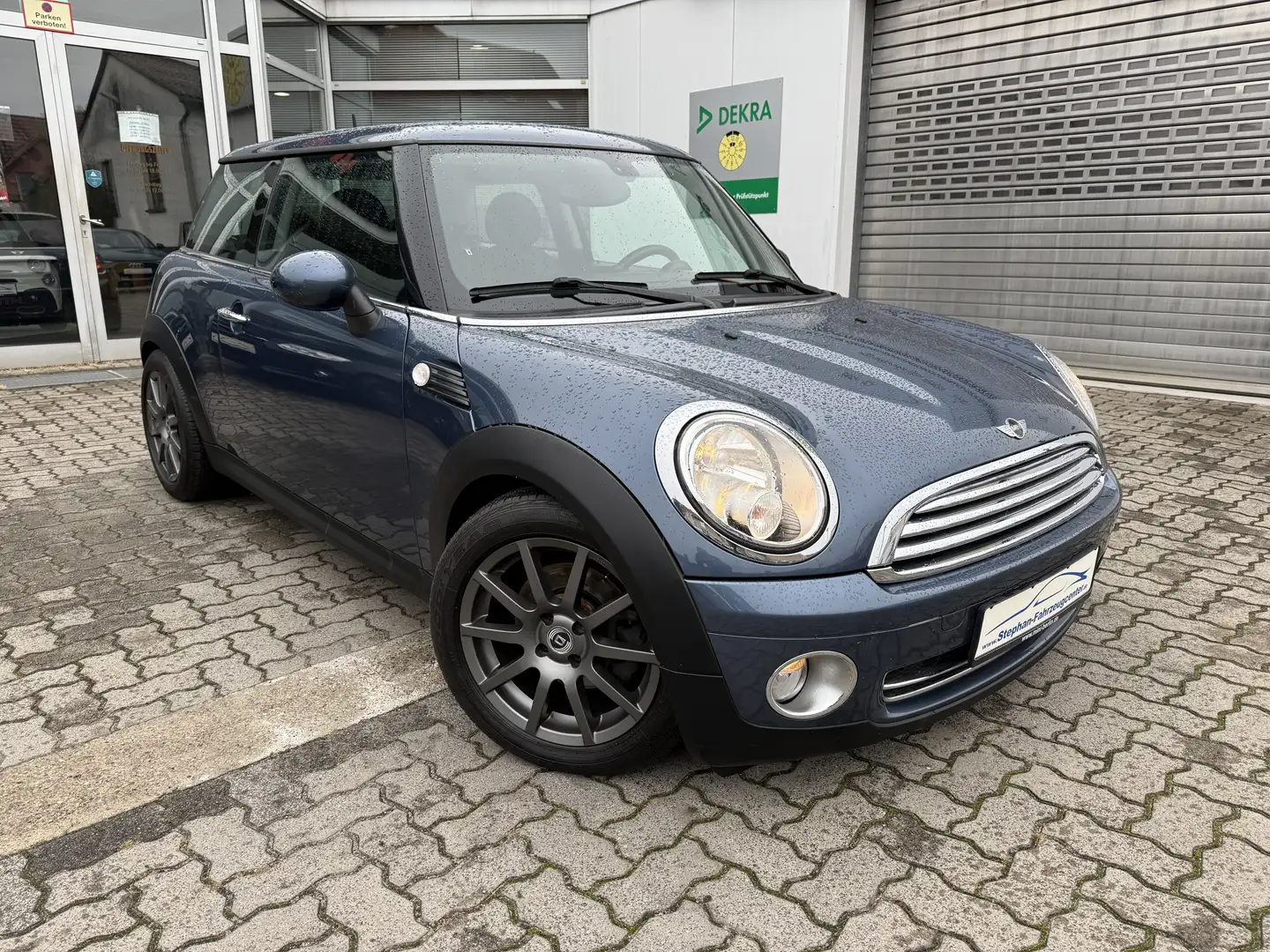 MINI One 3trg.AUTOMATIK mit Klima/ABS/ESP/ZV/EFH/Panorama/ Blau - 1