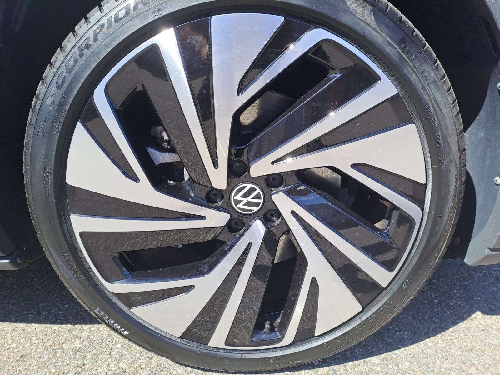 Volkswagen ID.5