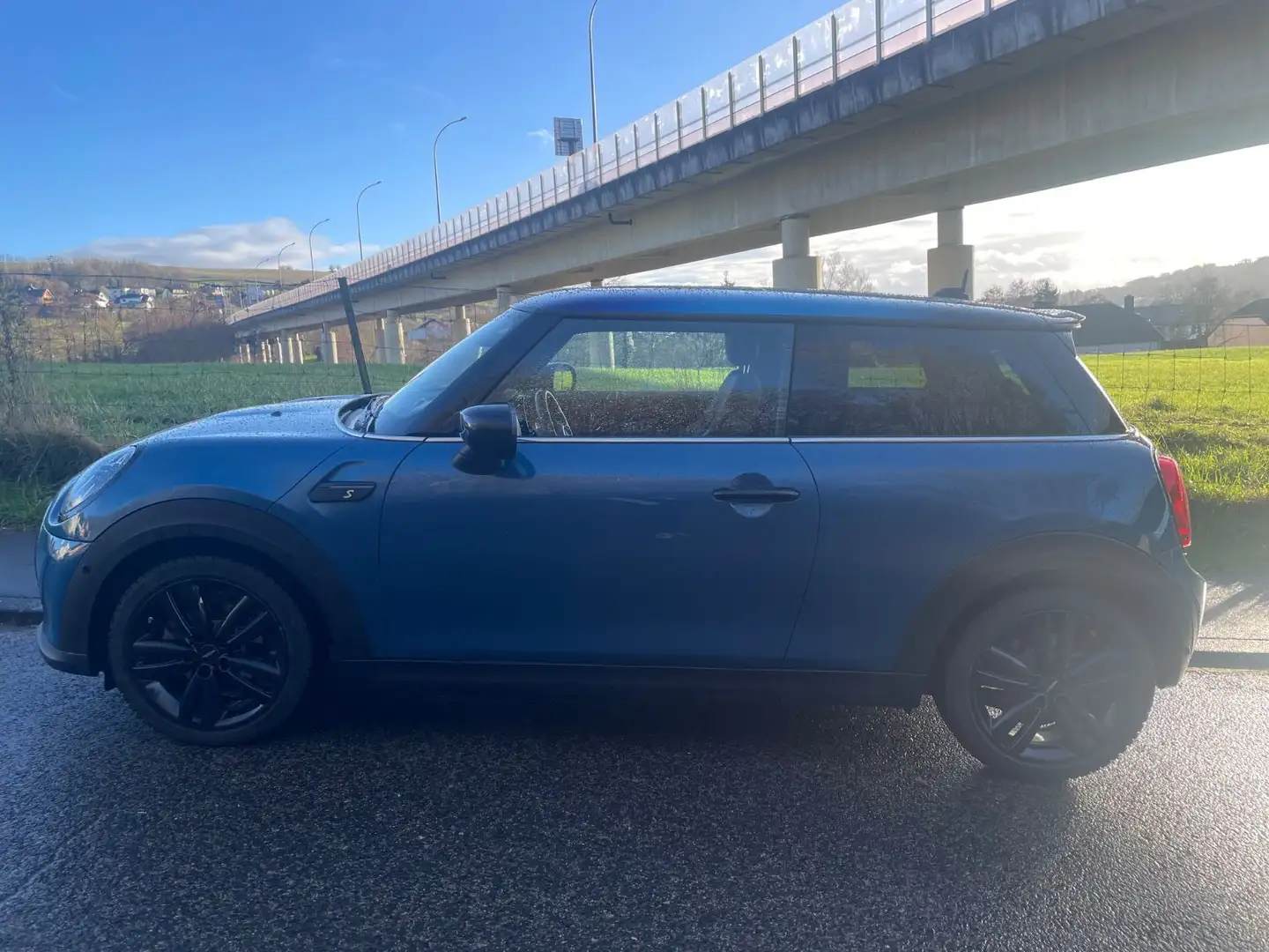 MINI Cooper SE Mini 3-trg. Cooper SE Classic Trim Blau - 2