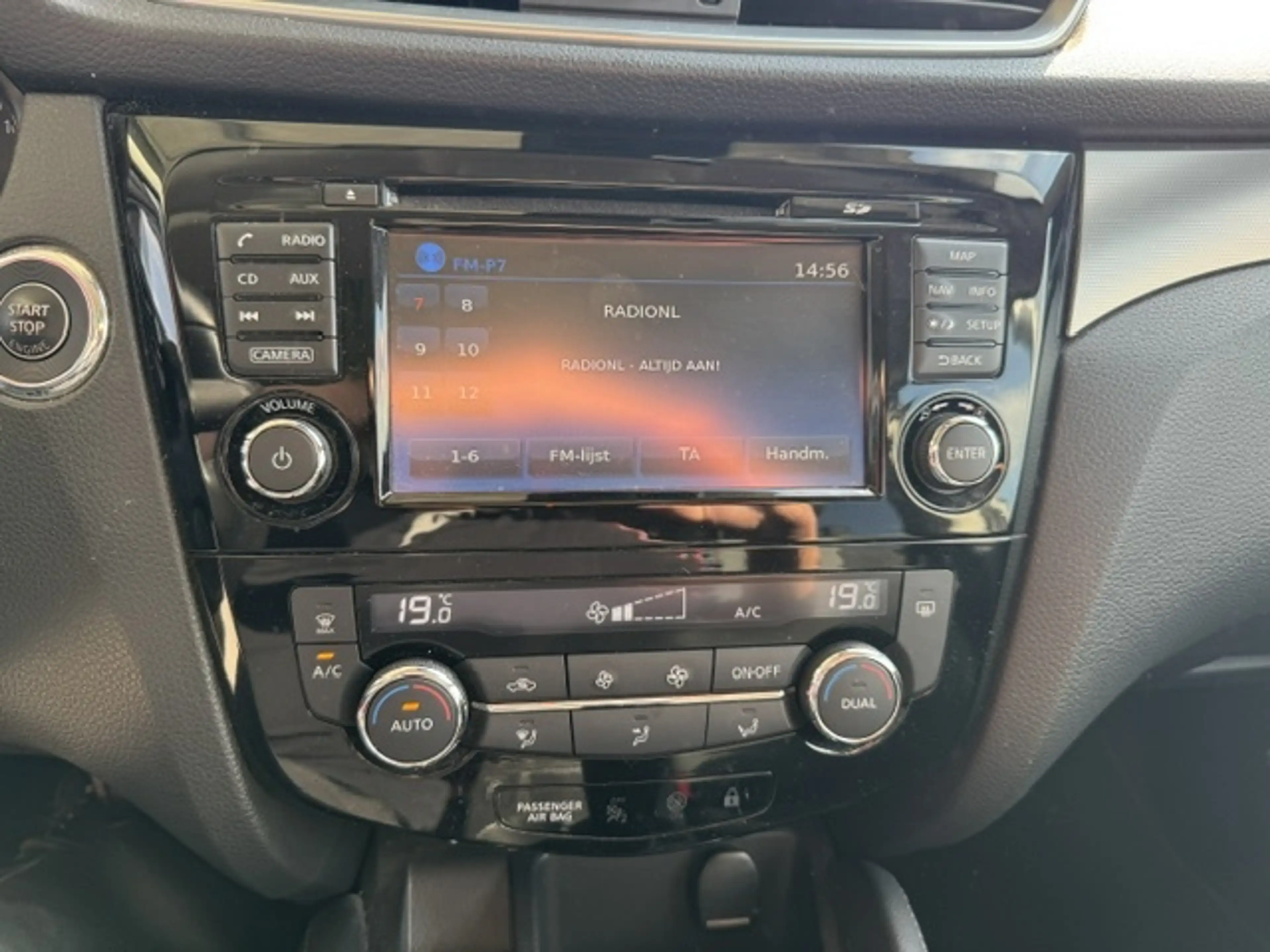 Nissan Qashqai 1.2 TEKNA AUTOMAAT + ECC/CAMERA/PANODAK/STOELVERW. — photo 13