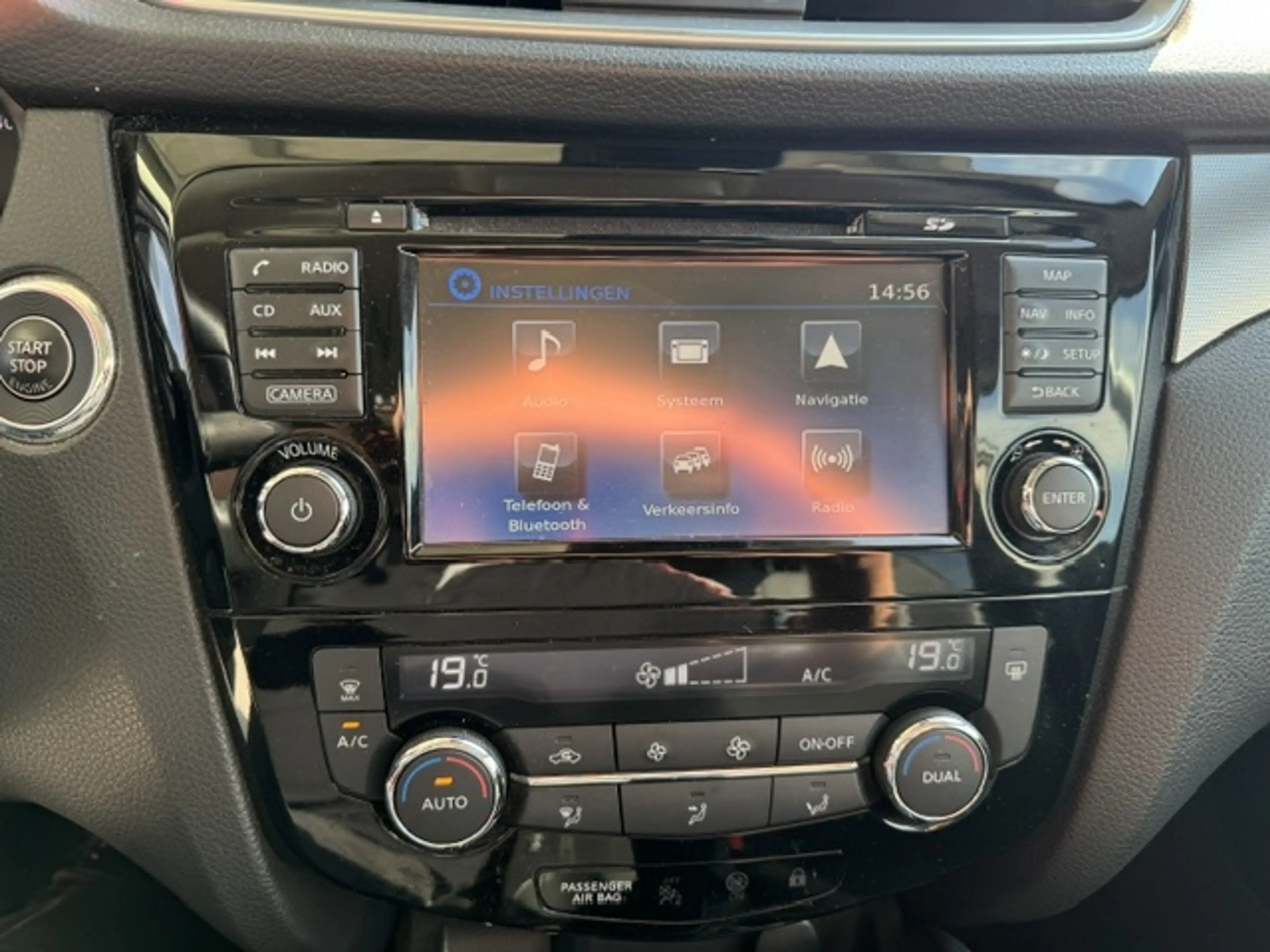 Nissan Qashqai 1.2 TEKNA AUTOMAAT + ECC/CAMERA/PANODAK/STOELVERW. — photo 16