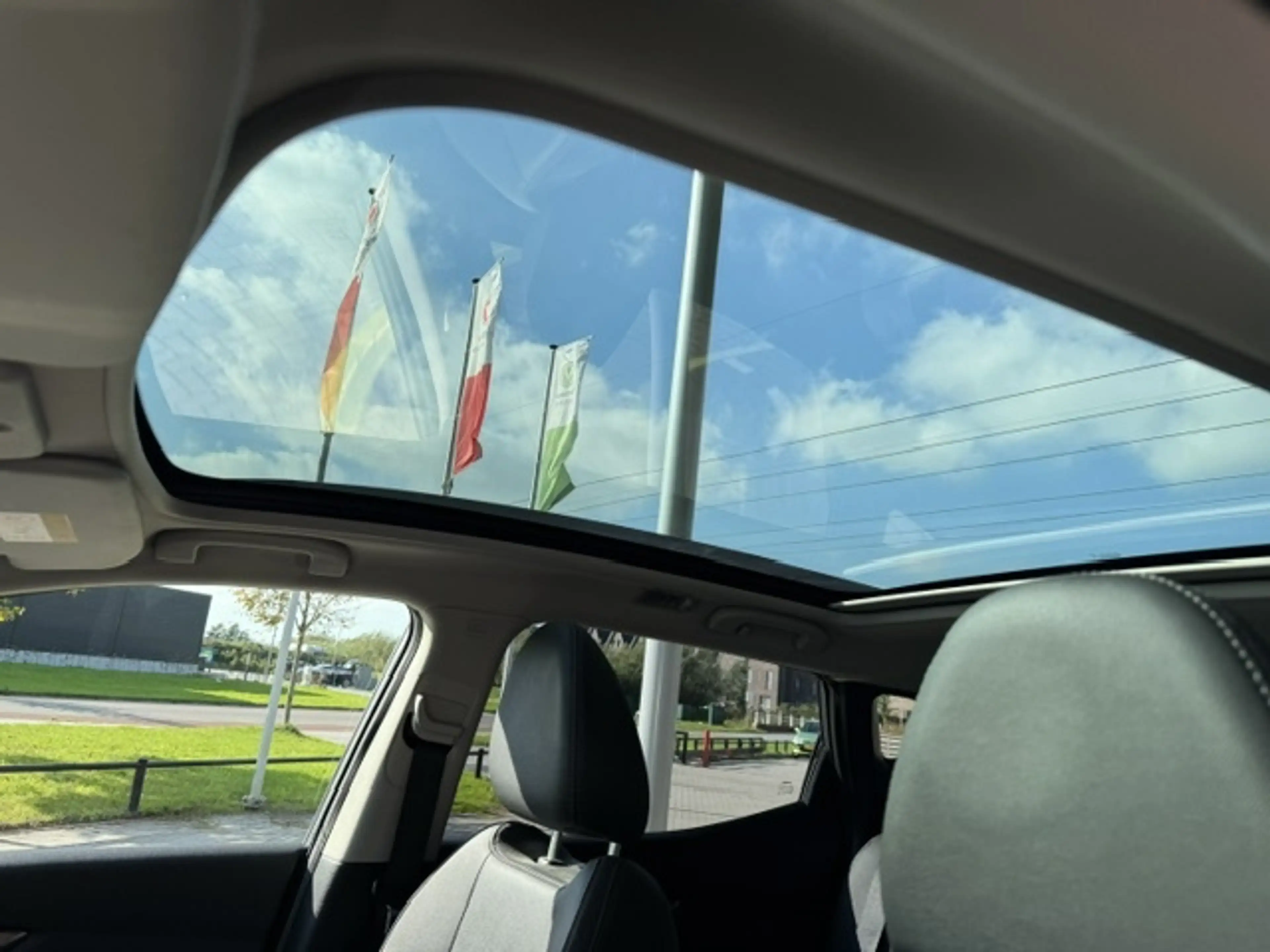 Nissan Qashqai 1.2 TEKNA AUTOMAAT + ECC/CAMERA/PANODAK/STOELVERW. — photo 34