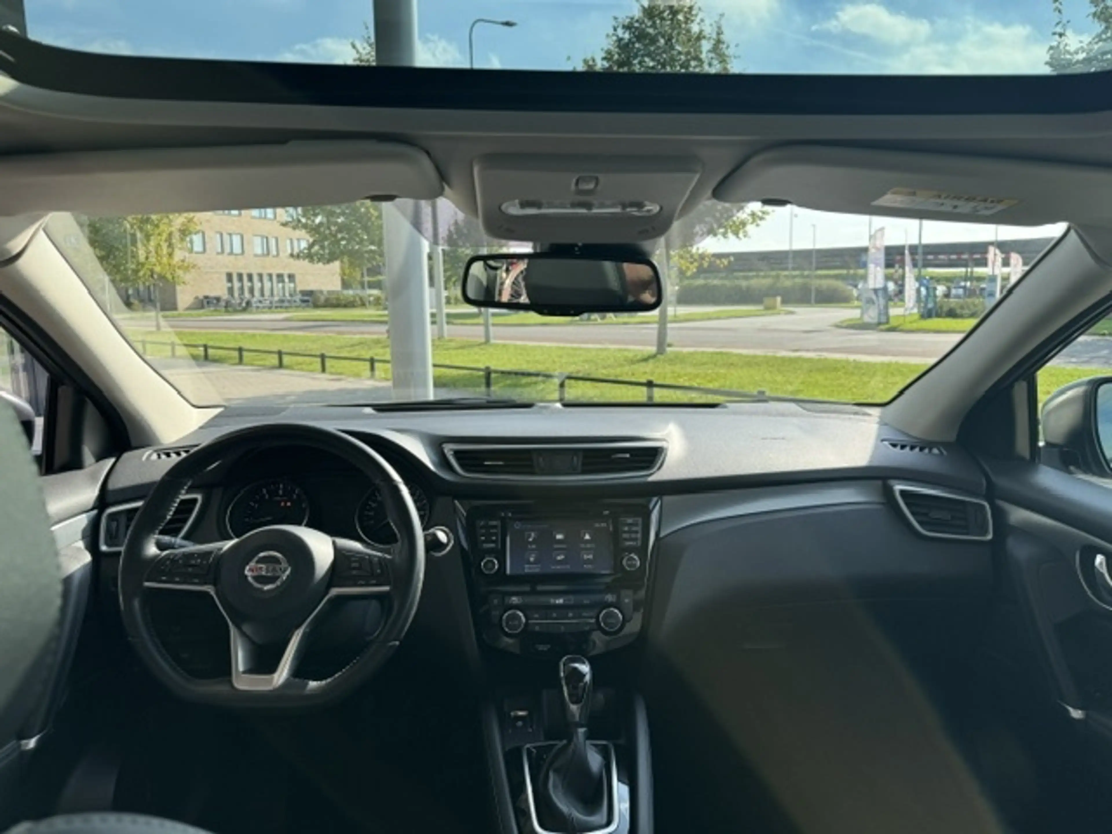 Nissan Qashqai 1.2 TEKNA AUTOMAAT + ECC/CAMERA/PANODAK/STOELVERW. — photo 25