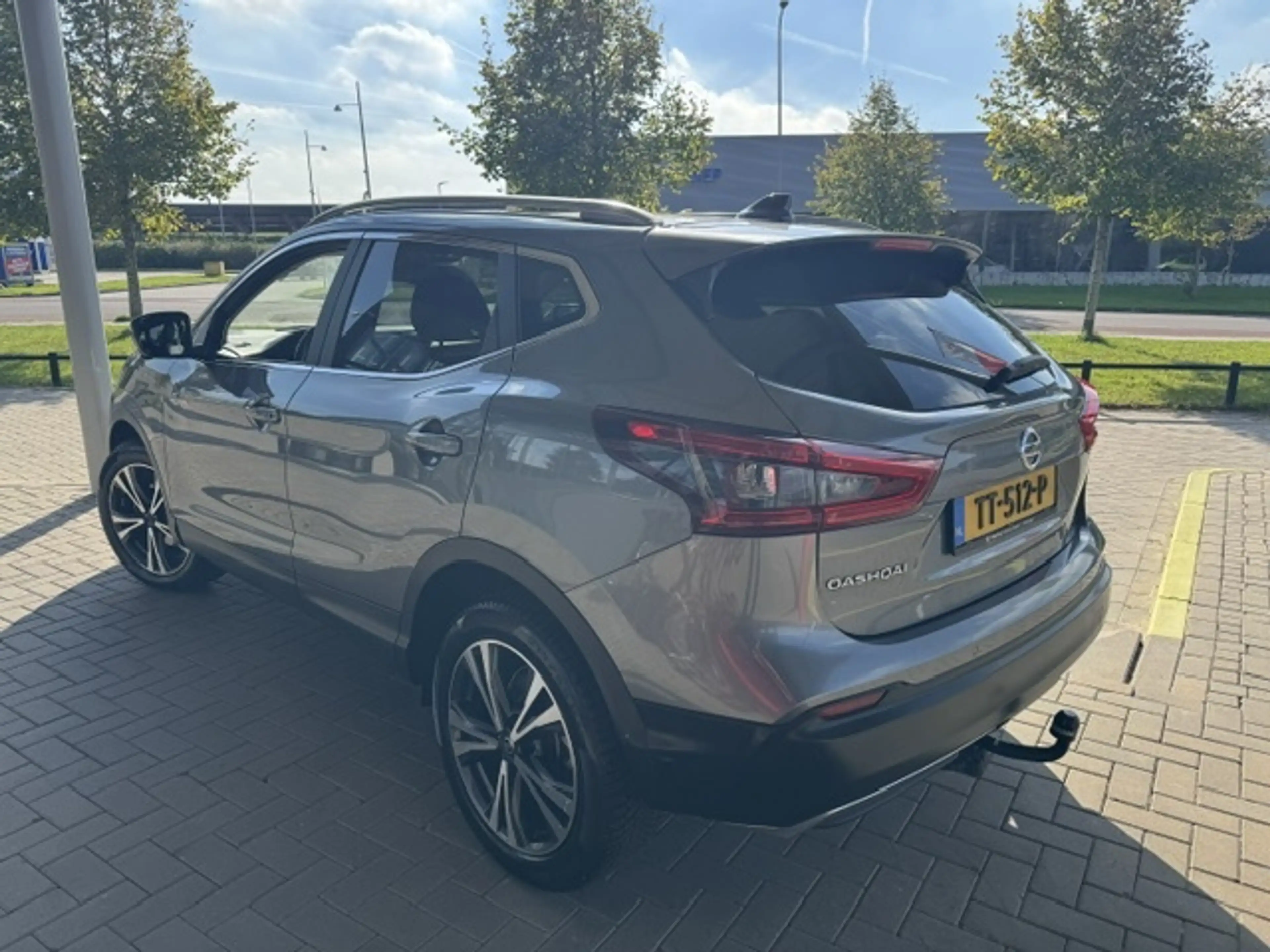 Nissan Qashqai 1.2 TEKNA AUTOMAAT + ECC/CAMERA/PANODAK/STOELVERW. — photo 2