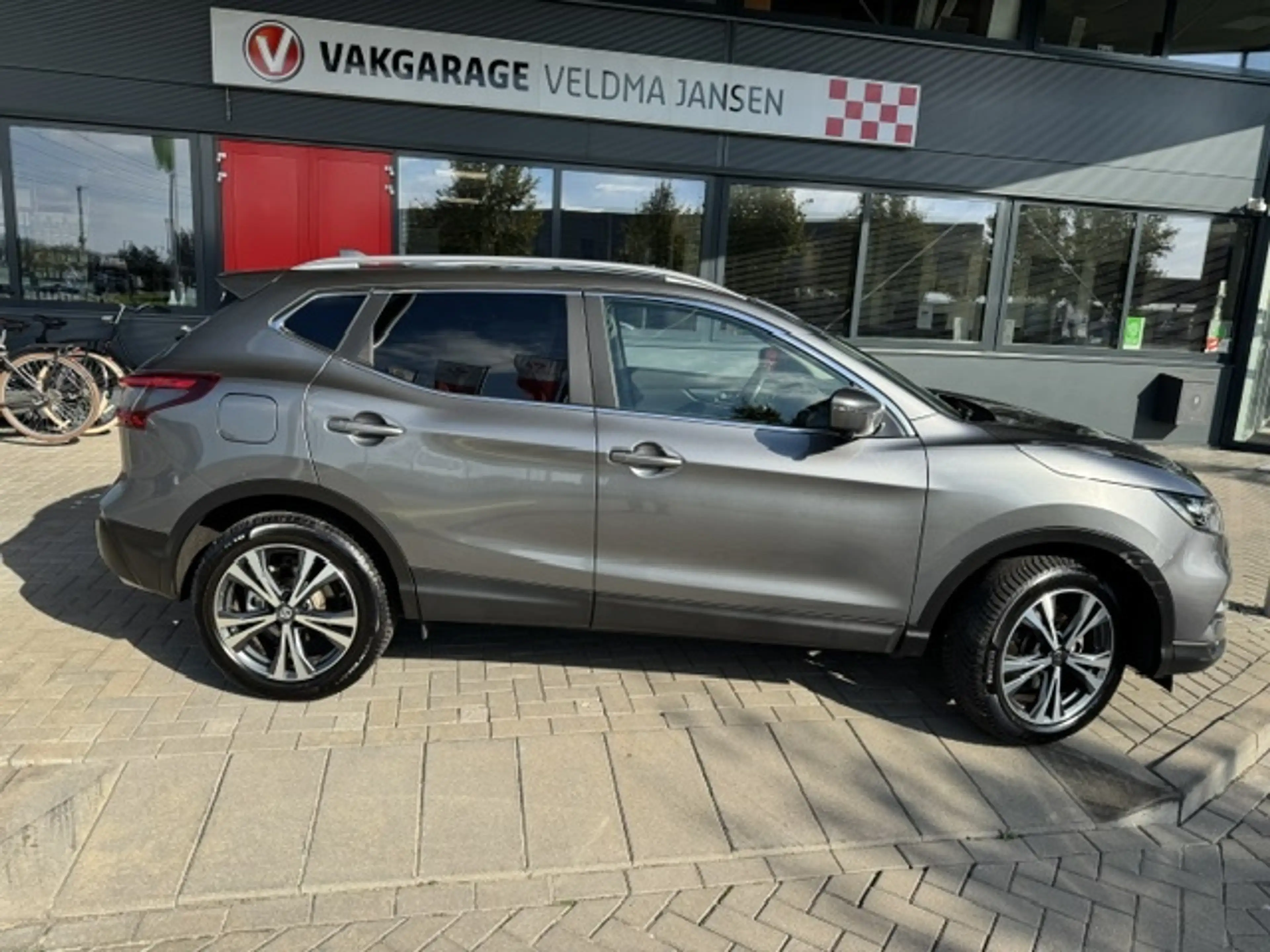 Nissan Qashqai 1.2 TEKNA AUTOMAAT + ECC/CAMERA/PANODAK/STOELVERW. — photo 3
