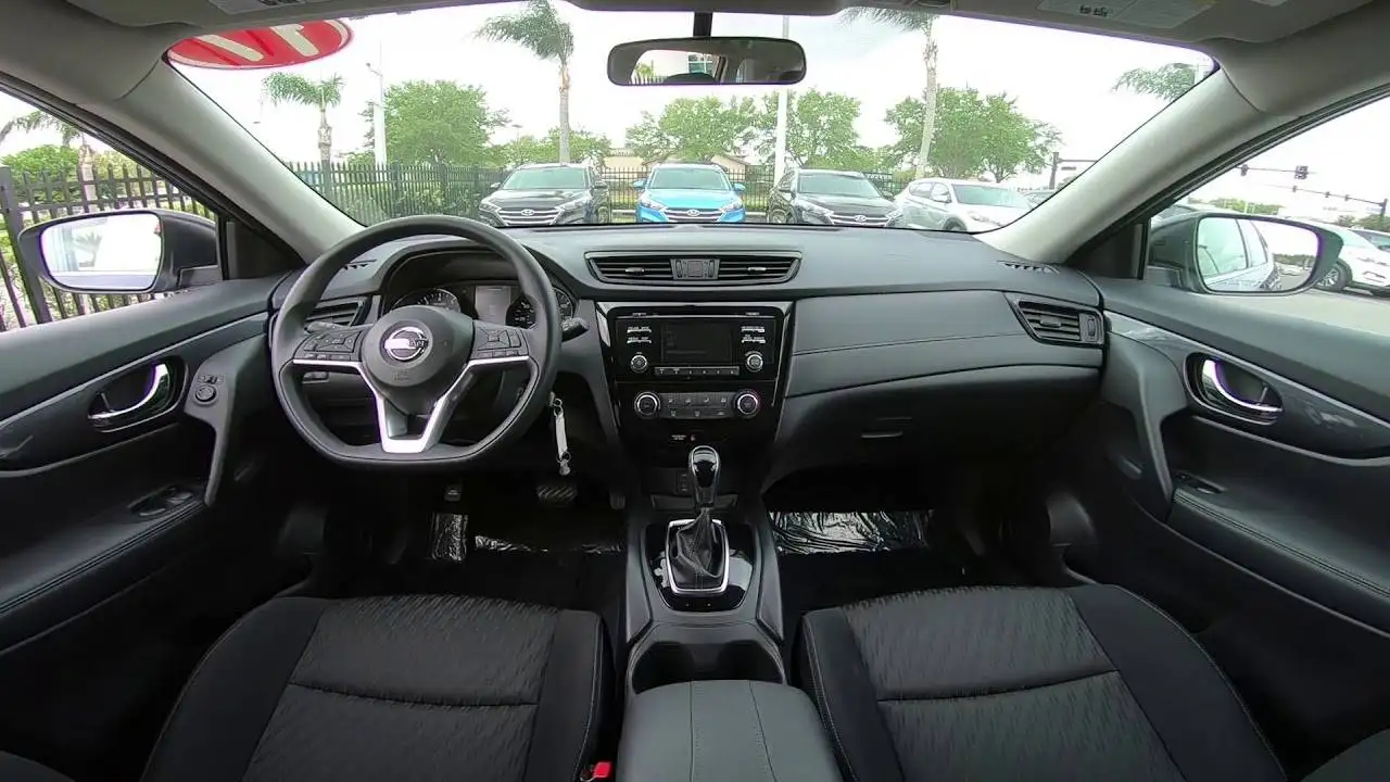 Nissan Rogue photo Nissan Rogue