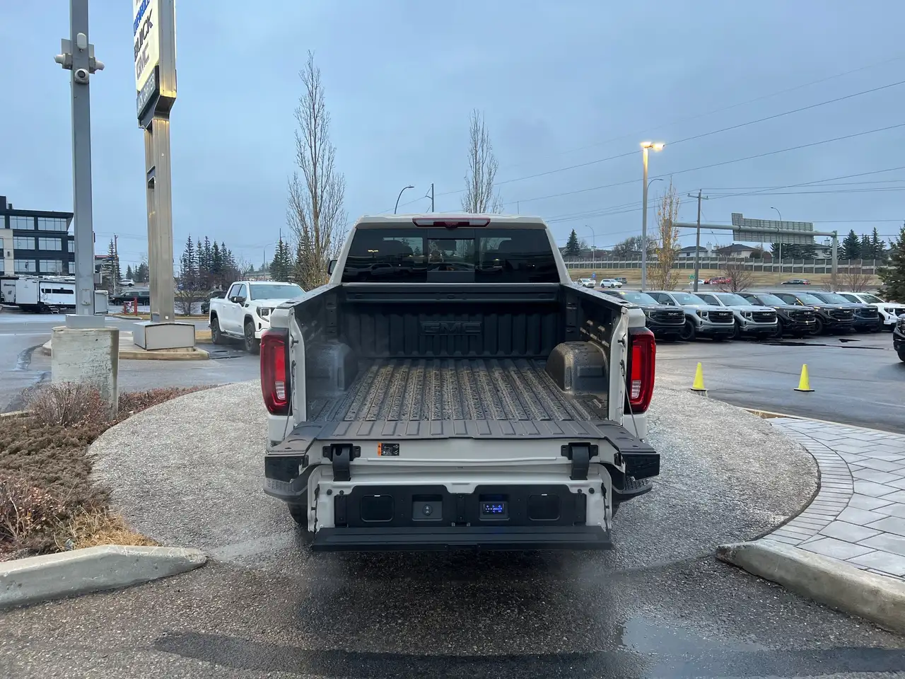 GMC Sierra 1500 снимка GMC Sierra 1500