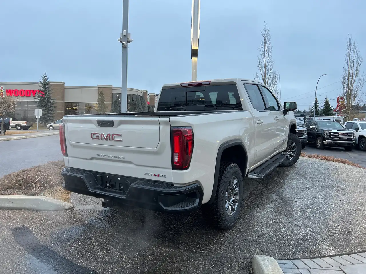 GMC Sierra 1500 снимка GMC Sierra 1500