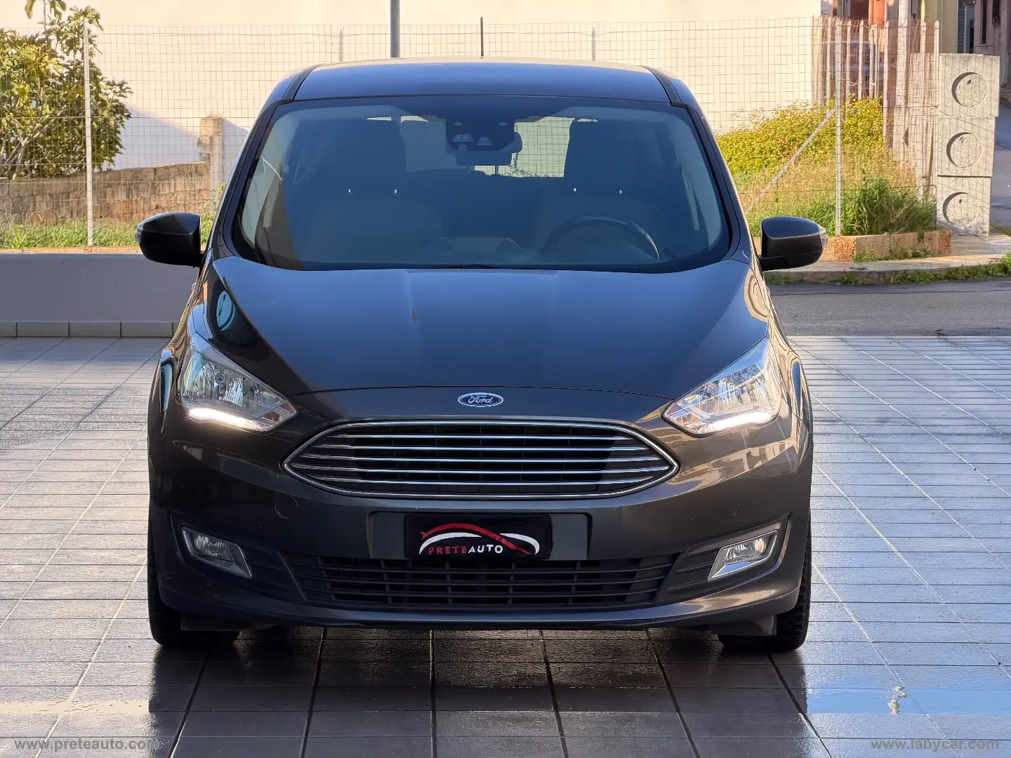 Ford C-Max 1.5 TDCi 120 CV S&S Titanium Gris - 2