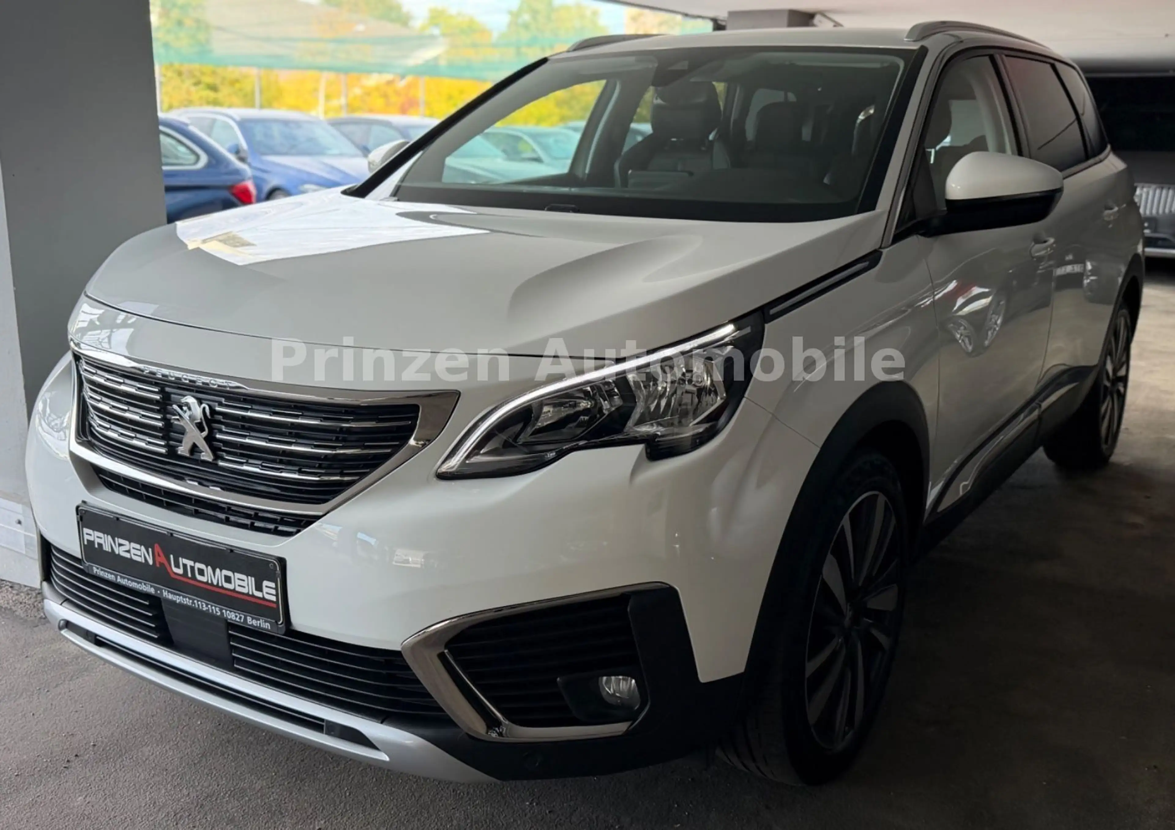 Peugeot 5008 Allure*Busniss*7Sitz*Spur*Apple*Led*360°ACC — photo 3