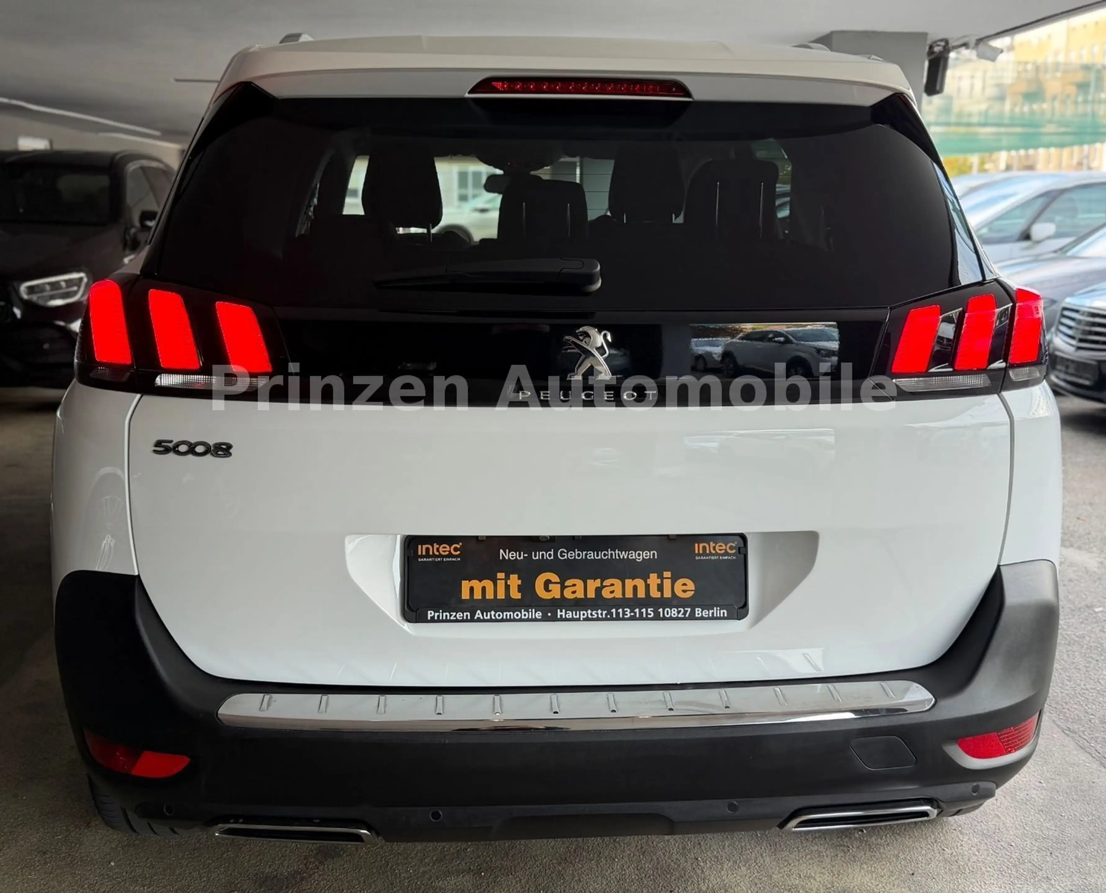 Peugeot 5008 Allure*Busniss*7Sitz*Spur*Apple*Led*360°ACC — photo 4