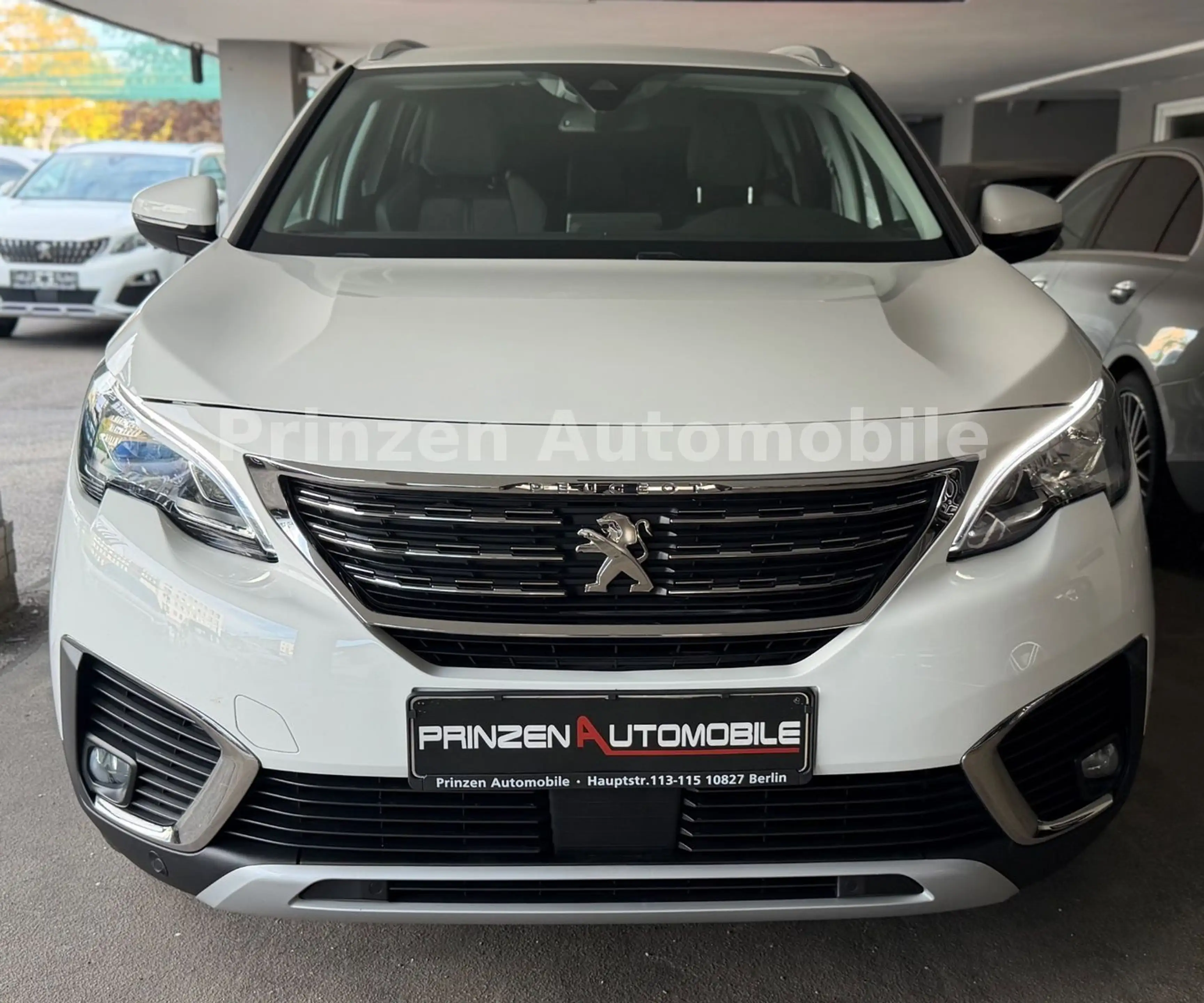 Peugeot 5008 Allure*Busniss*7Sitz*Spur*Apple*Led*360°ACC — photo 2