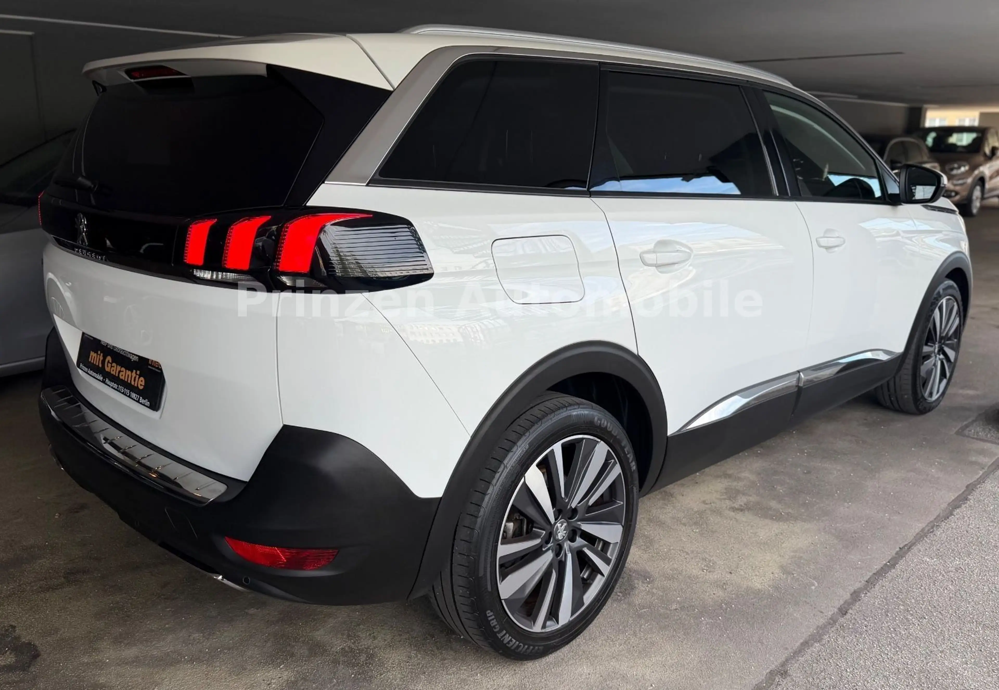 Peugeot 5008 Allure*Busniss*7Sitz*Spur*Apple*Led*360°ACC — photo 7