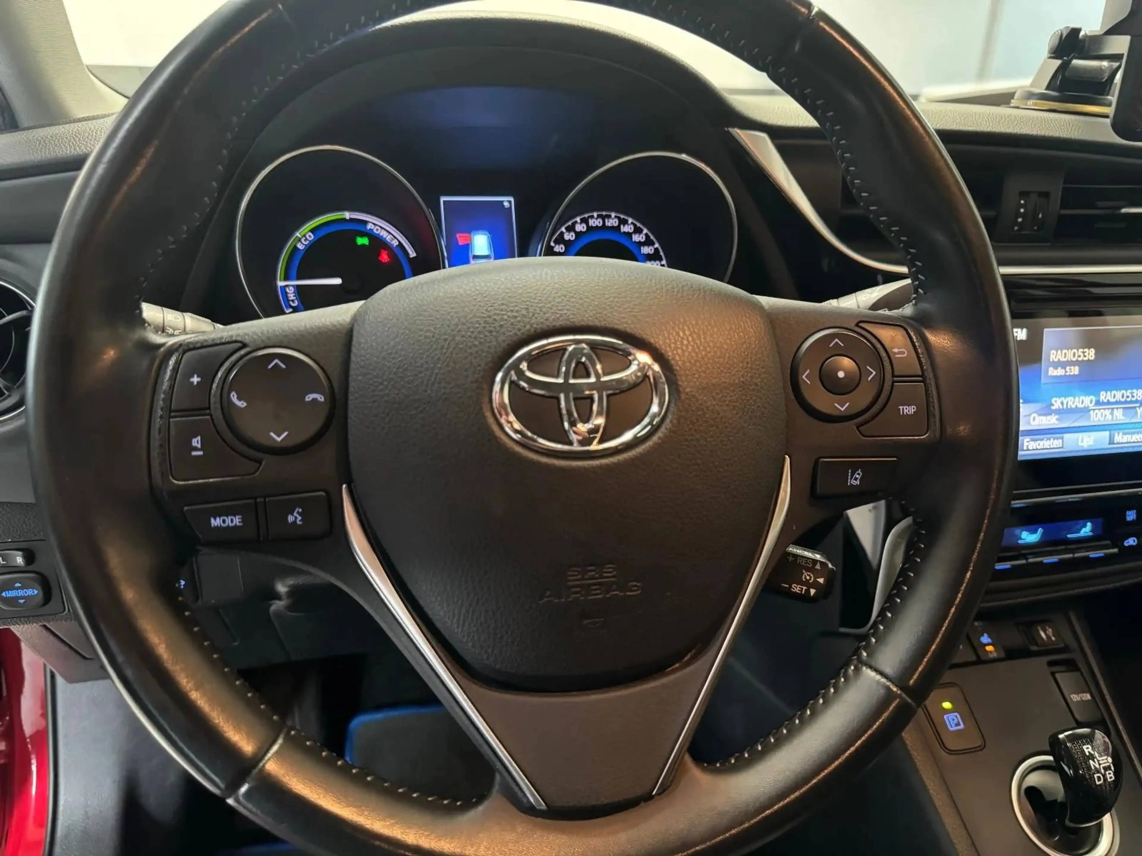 Toyota Auris Touring Sports 1.8 Hybrid Business Plus, Camera, C — photo 16