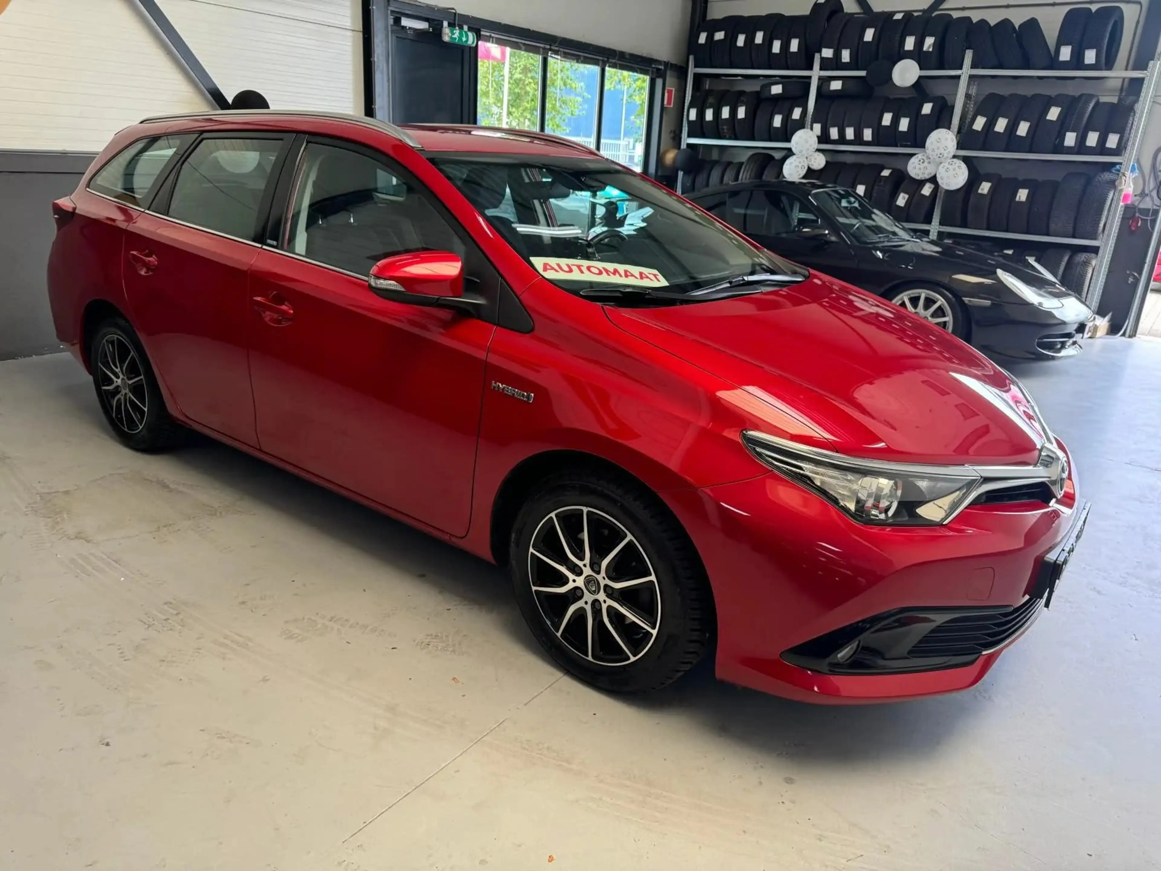 Toyota Auris Touring Sports 1.8 Hybrid Business Plus, Camera, C — photo 40