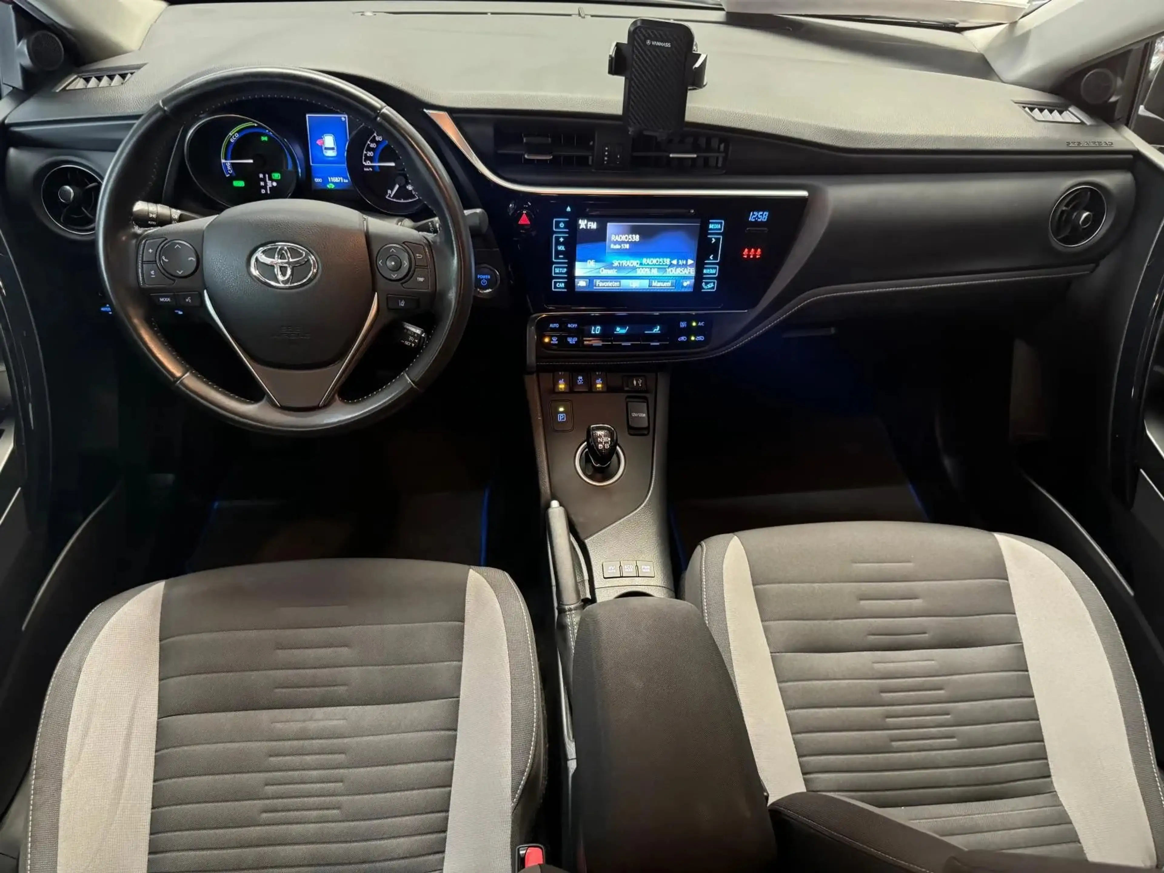 Toyota Auris Touring Sports 1.8 Hybrid Business Plus, Camera, C — photo 11