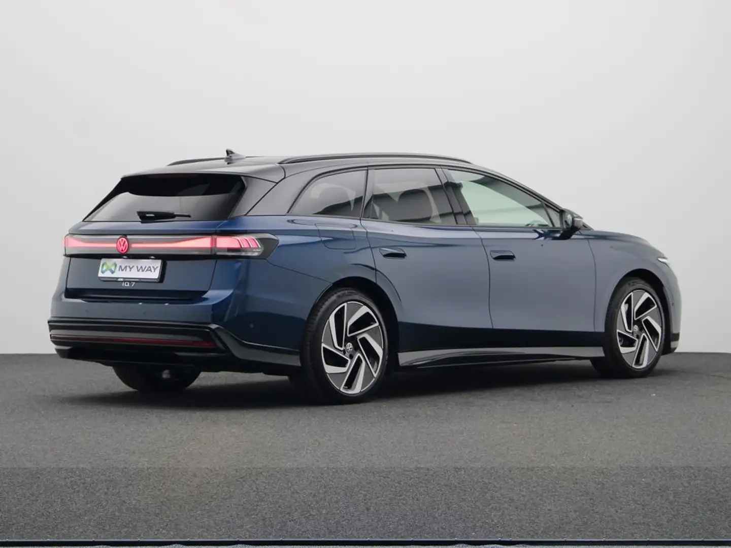 Volkswagen ID.7 PRO BUSINESS PREMIUM - 77 KWH - 286 PK Blau - 2