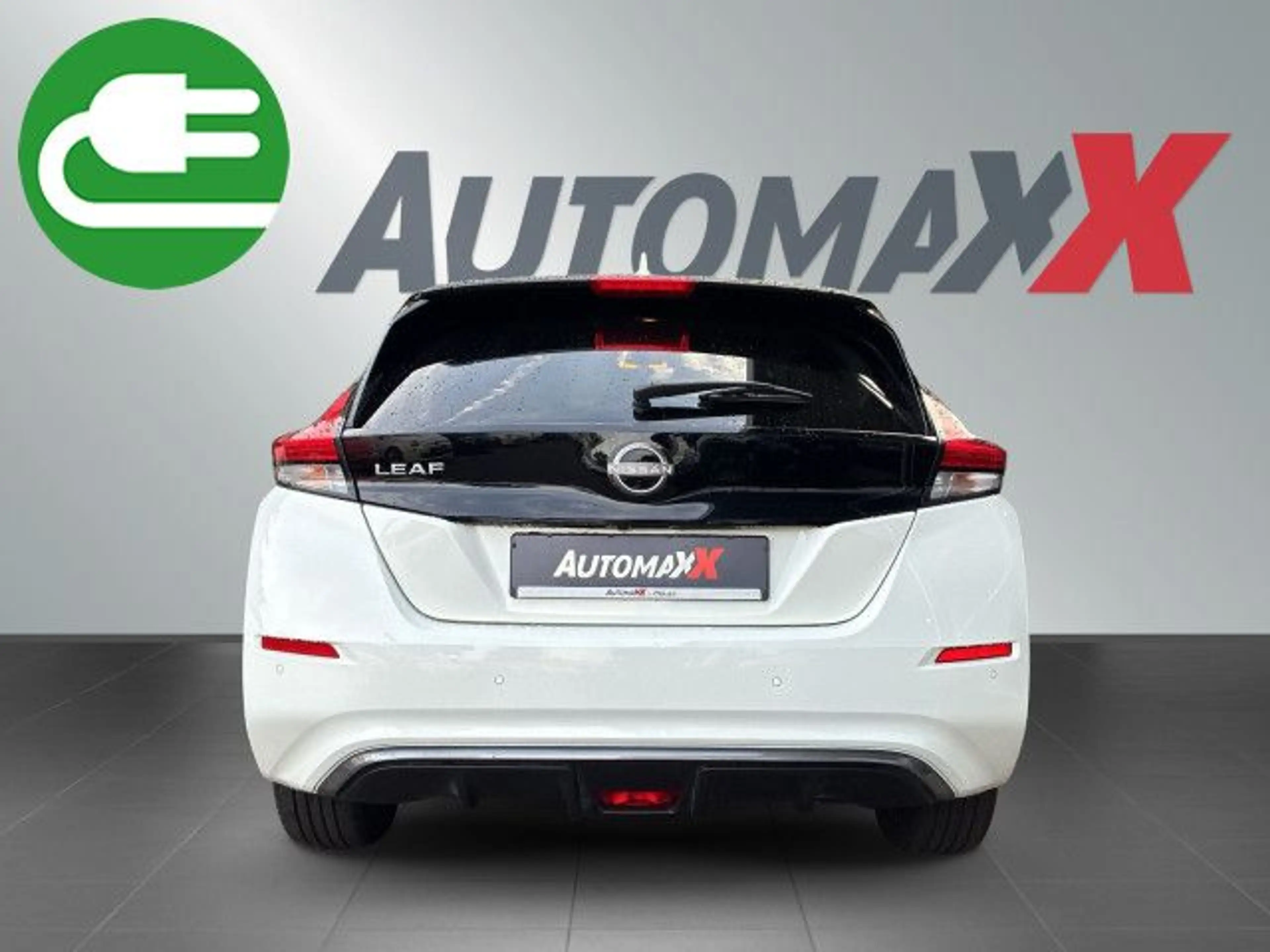 Nissan Leaf 39 kWh N-Connecta WinterP Navi Bluetooth — photo 8