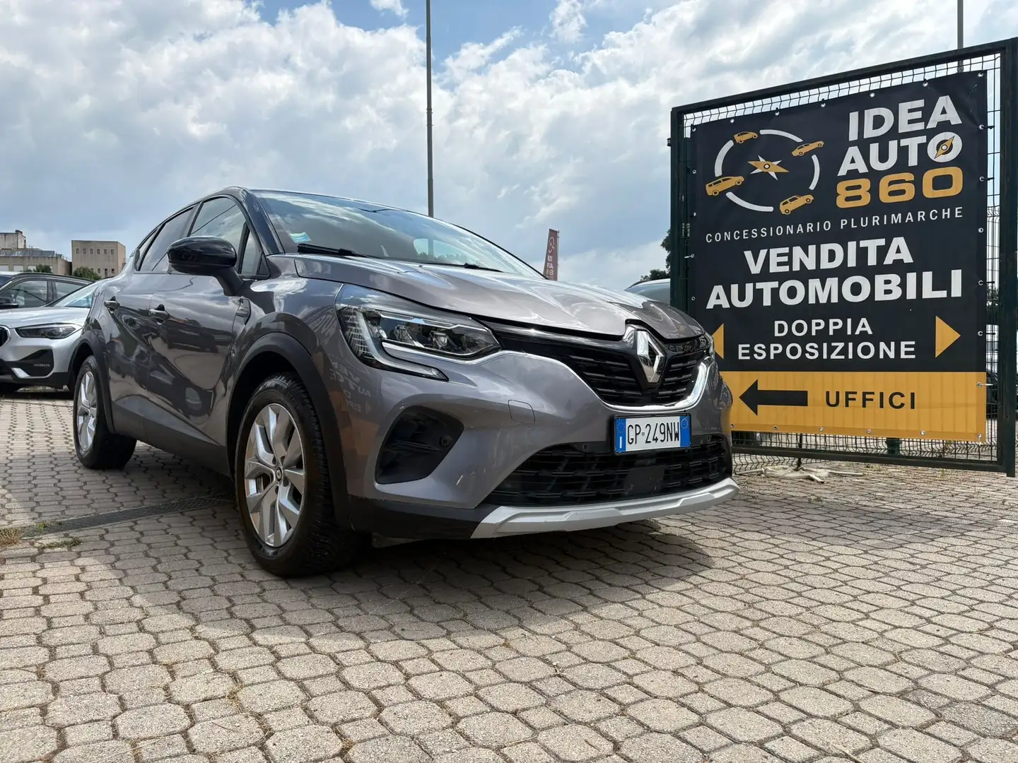 Renault Captur Captur 1.3 tce Intens 140cv PROMO FINANZIAMENTO Grigio - 1