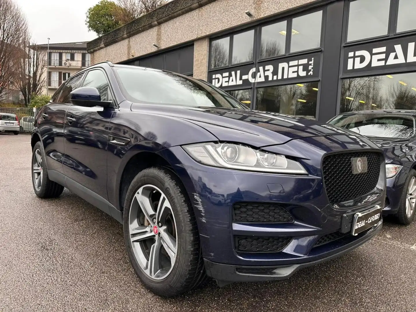 Jaguar F-Pace F-Pace 2.0d i4 Portfolio 180cv auto my20 Bleu - 1