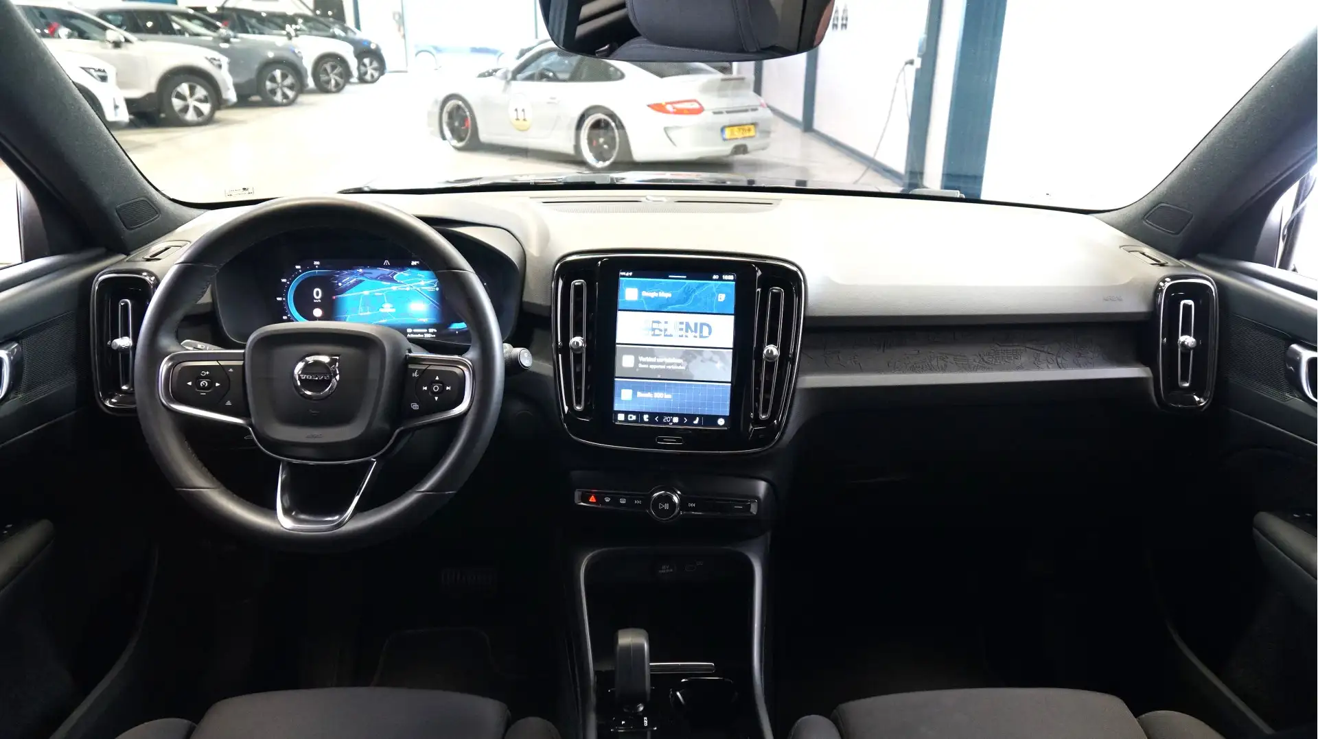 Volvo XC40 Recharge 170kW/232pk Aut Core 70 kWh WARMTEPOMP + Negro - 2