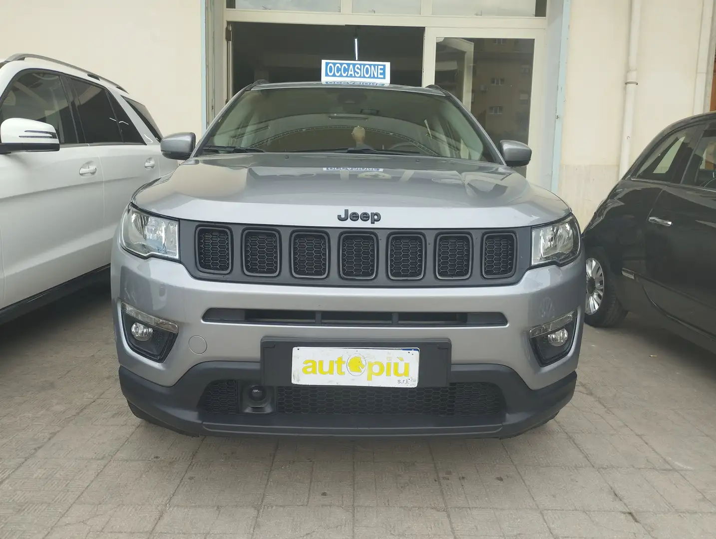 Jeep Compass Compass 2.0 mjt Night Eagle 4wd 140cv automatica Gris - 2